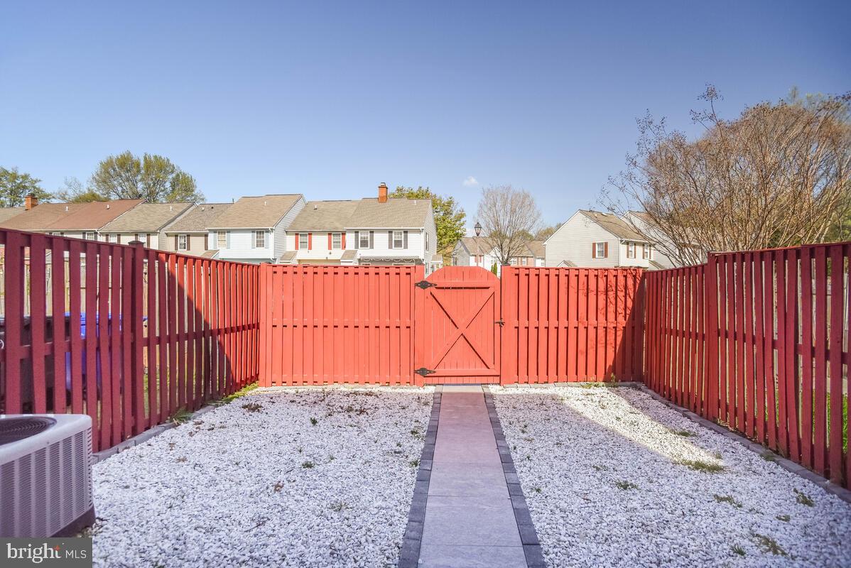 WESTLAKE VILLAGE - Residential