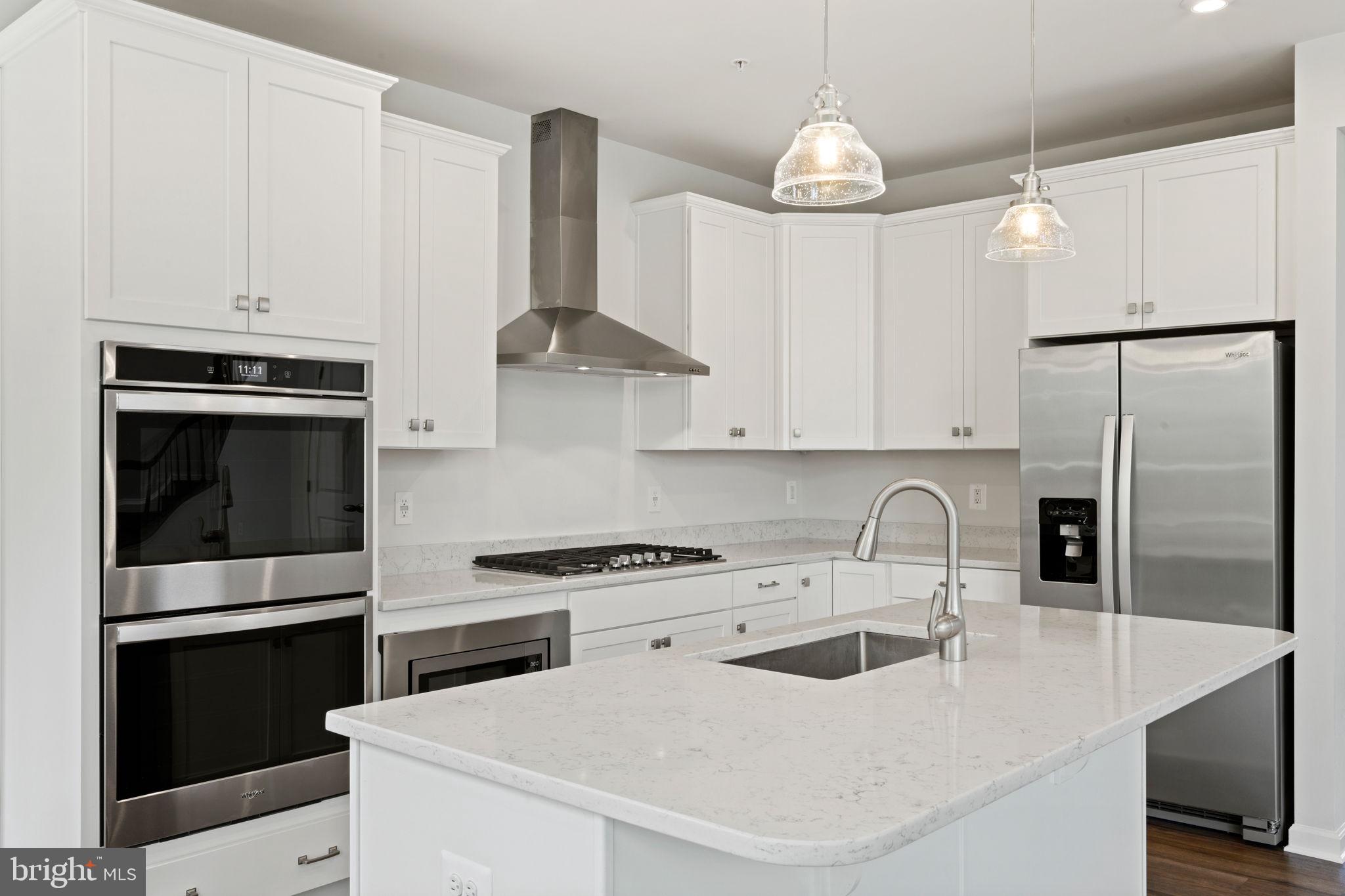 TALLYN RIDGE - Residential