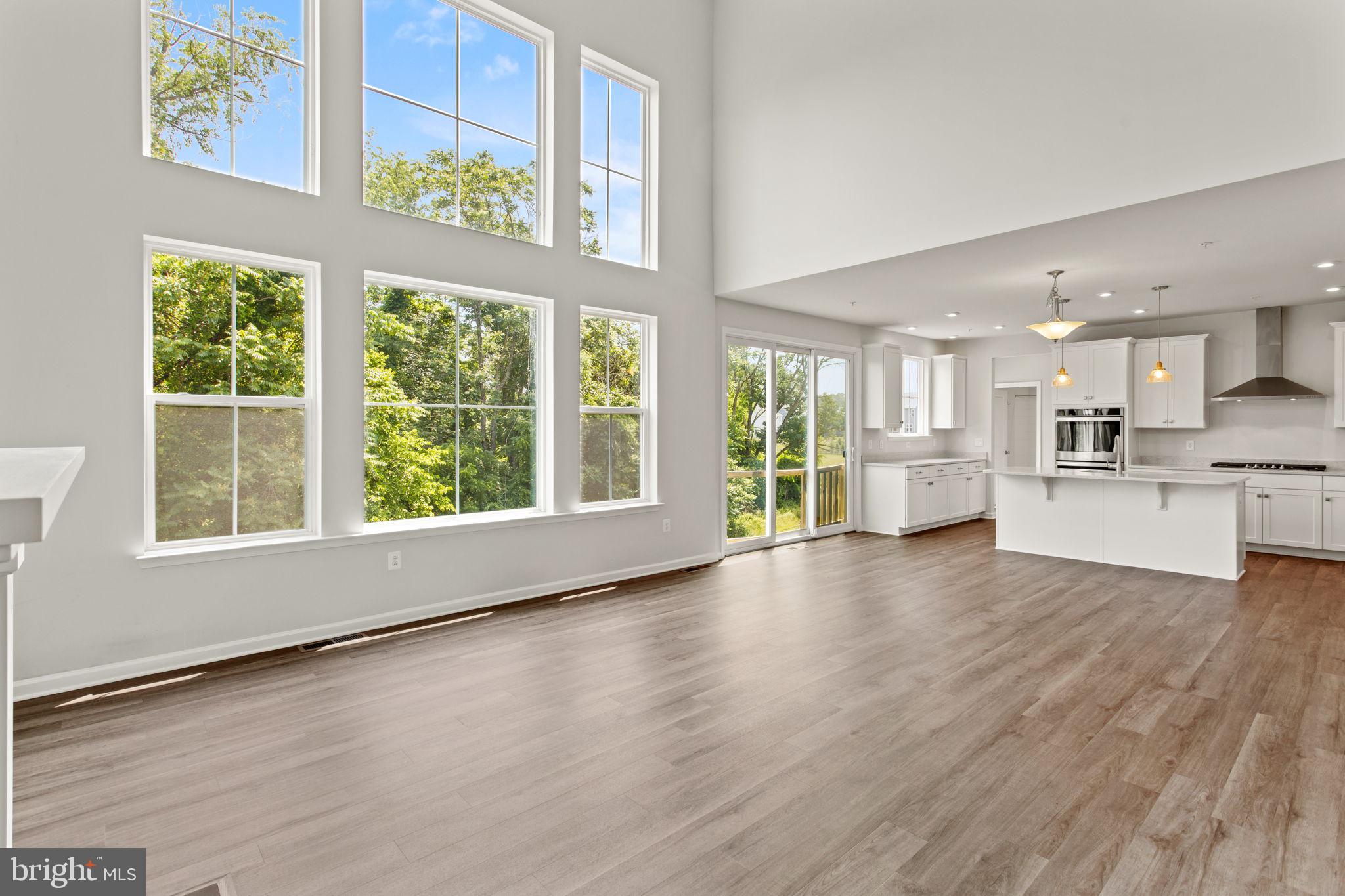 TALLYN RIDGE - Residential