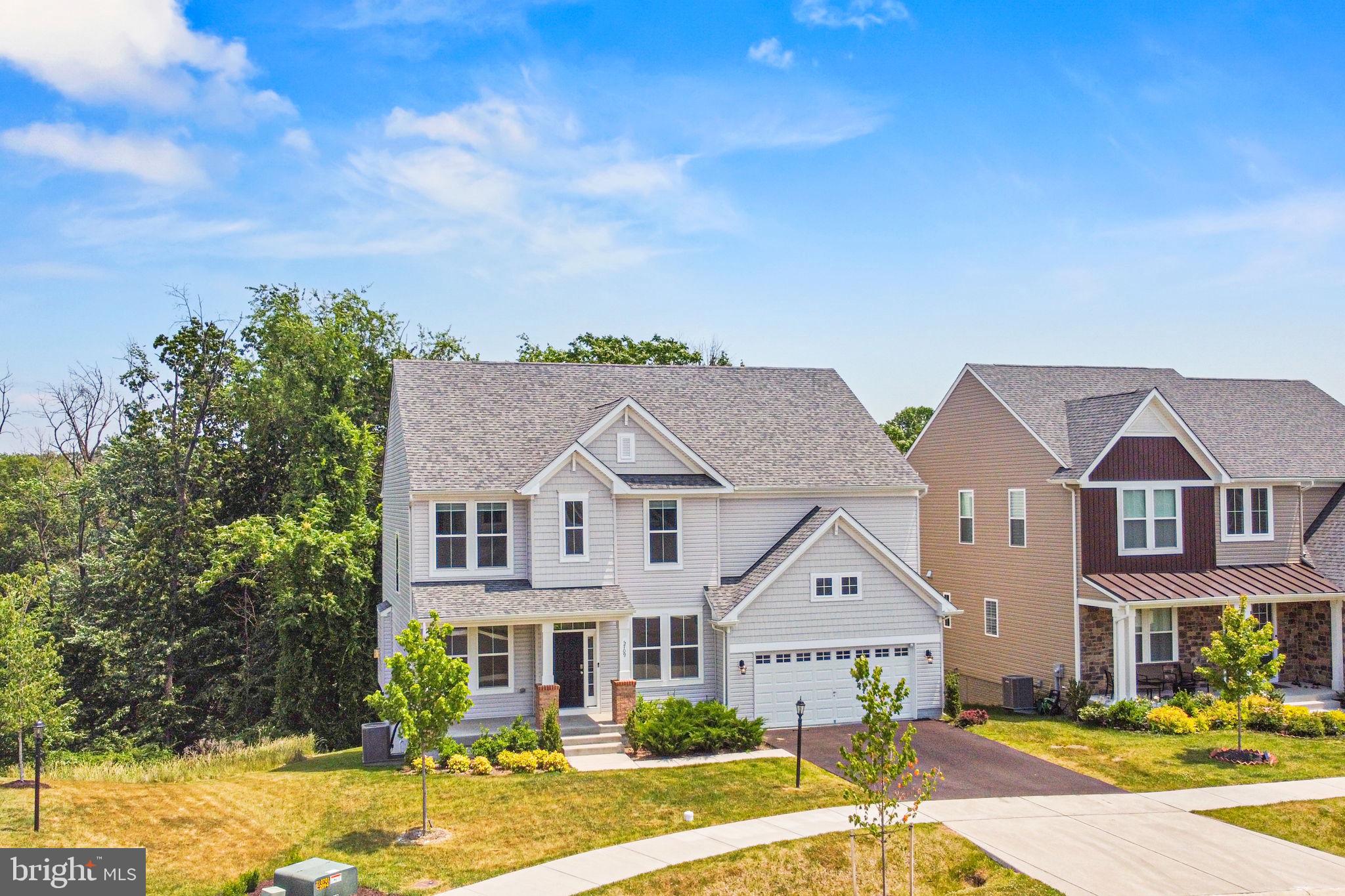 TALLYN RIDGE - Residential