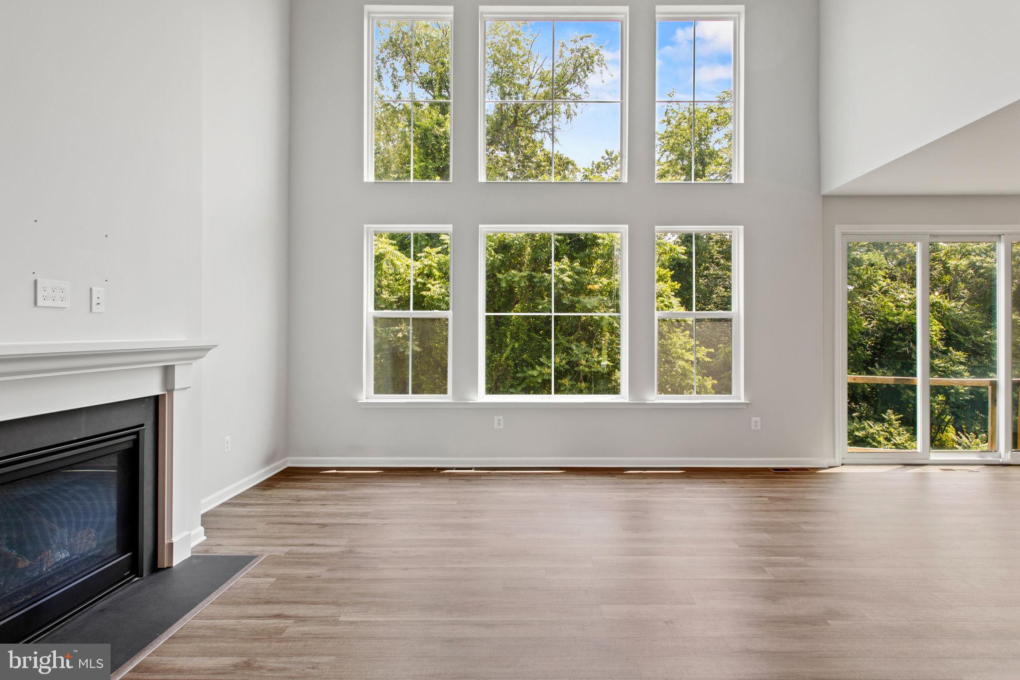 TALLYN RIDGE - Residential