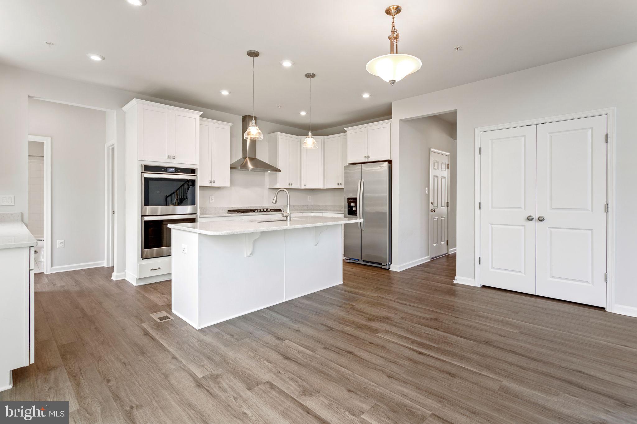 TALLYN RIDGE - Residential