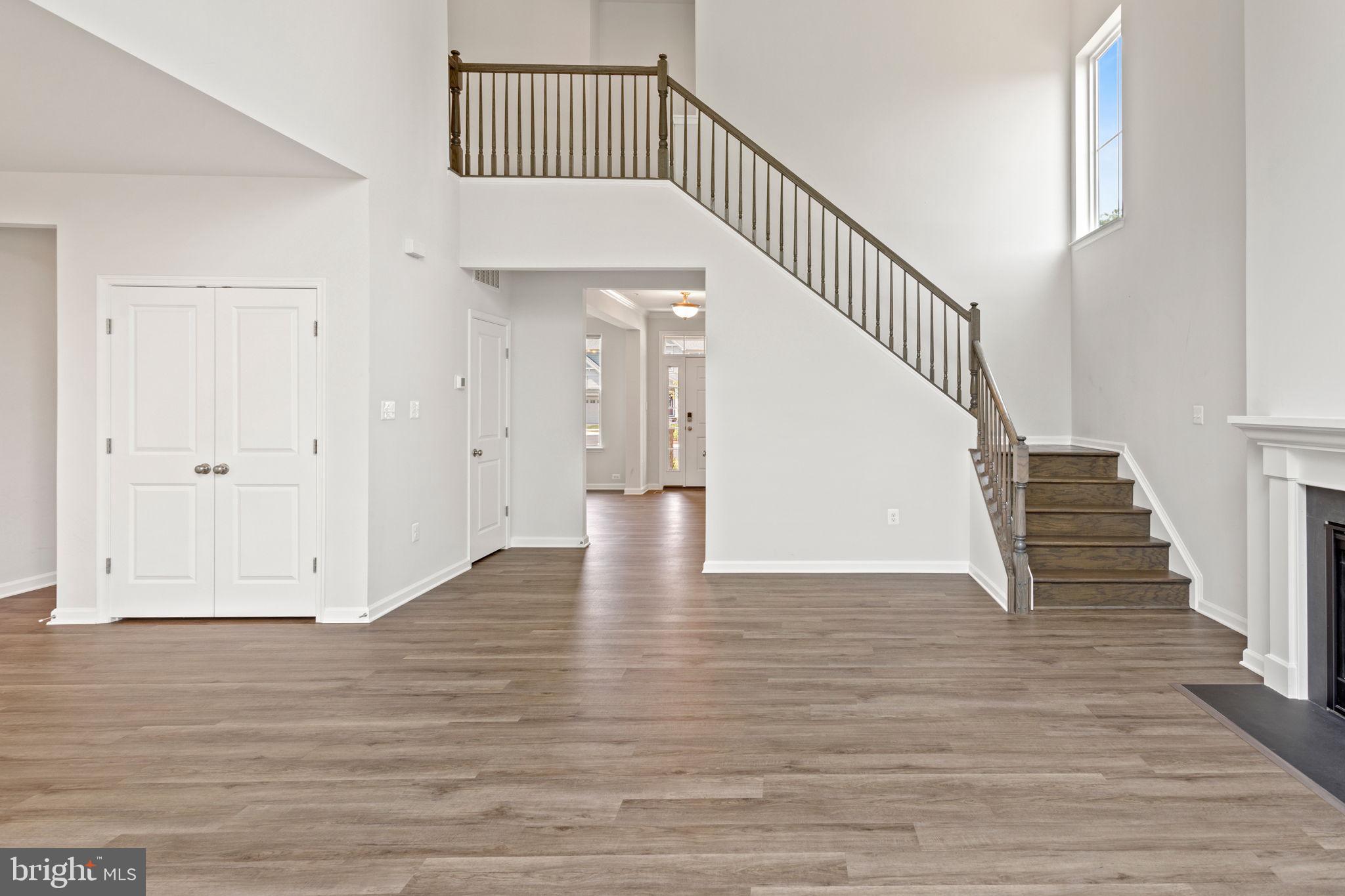 TALLYN RIDGE - Residential