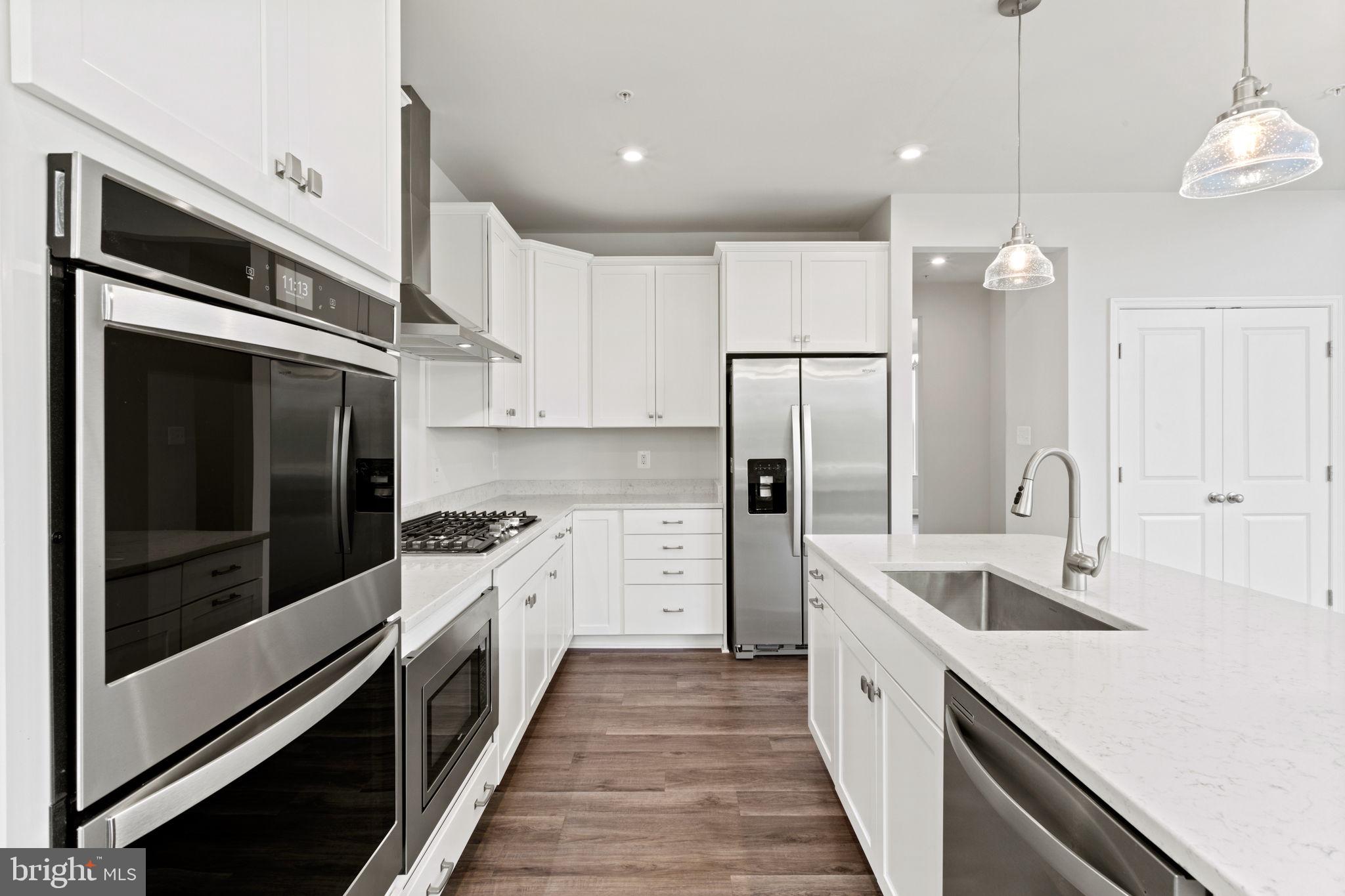 TALLYN RIDGE - Residential