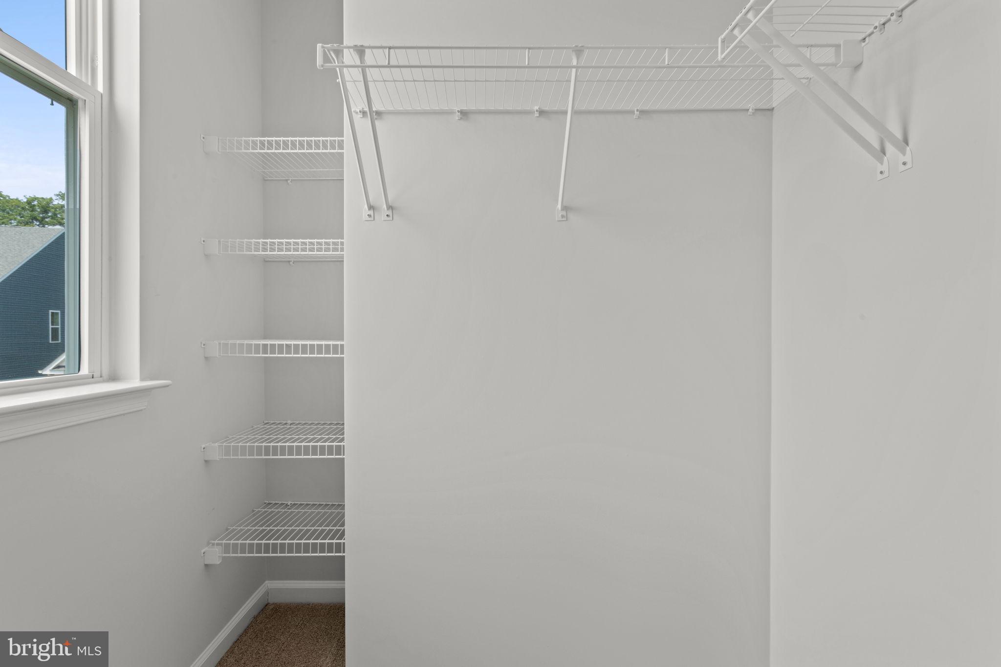 TALLYN RIDGE - Residential