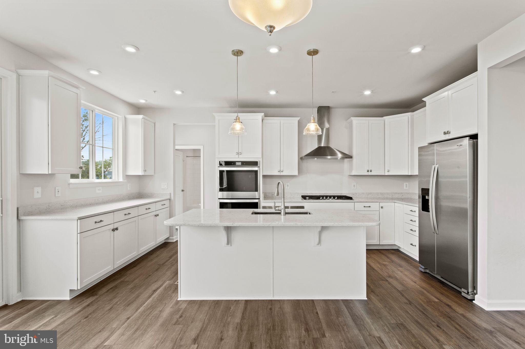 TALLYN RIDGE - Residential