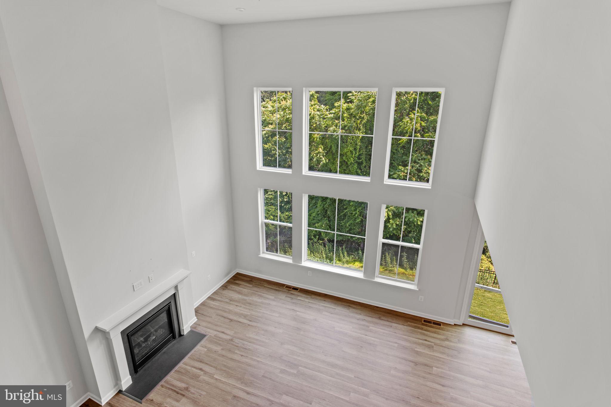 TALLYN RIDGE - Residential