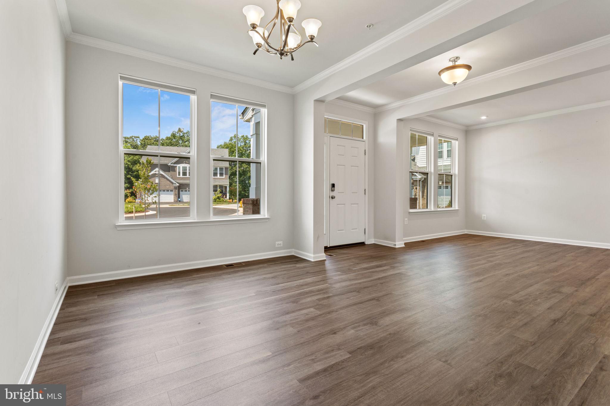 TALLYN RIDGE - Residential