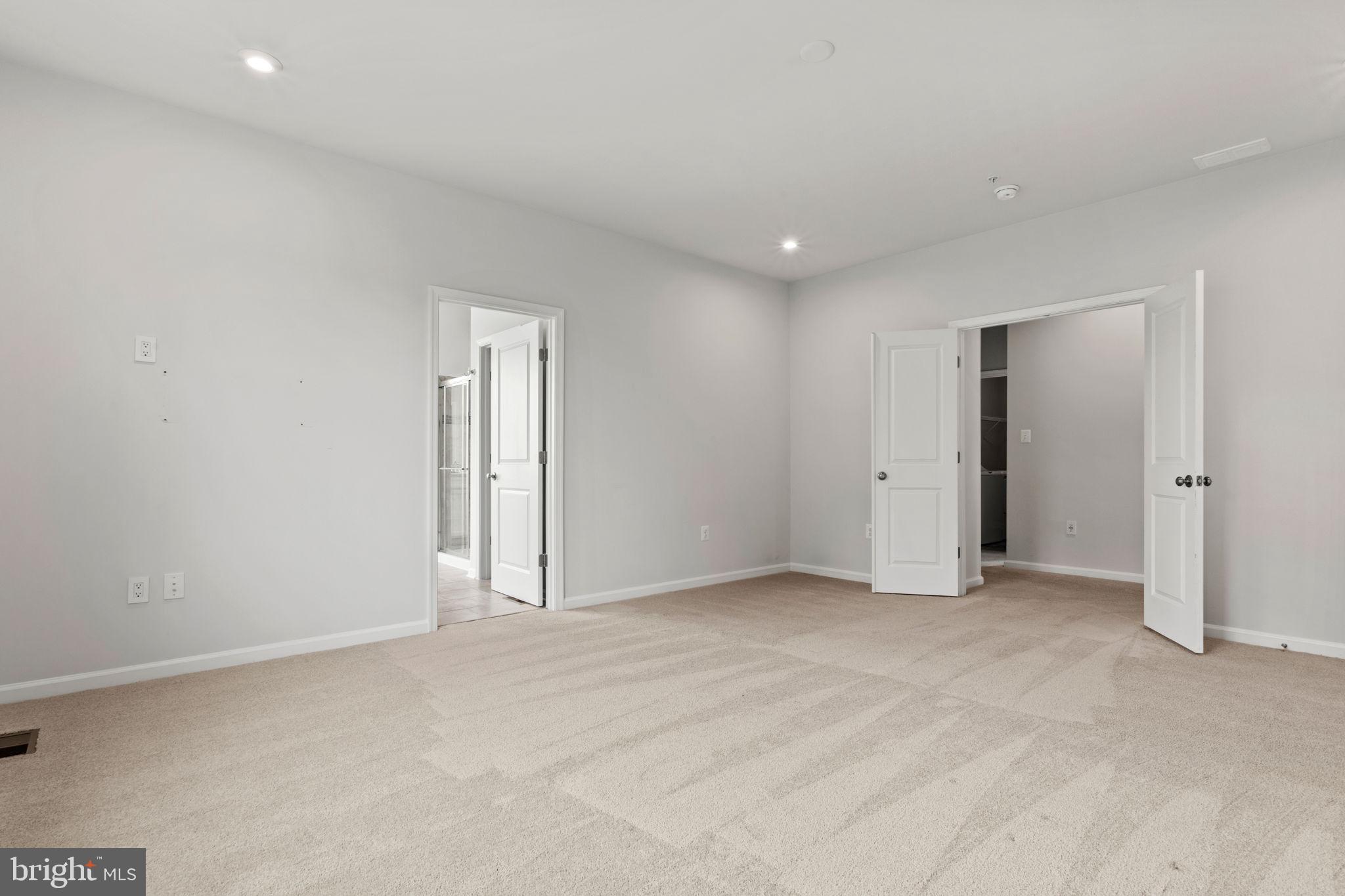 TALLYN RIDGE - Residential