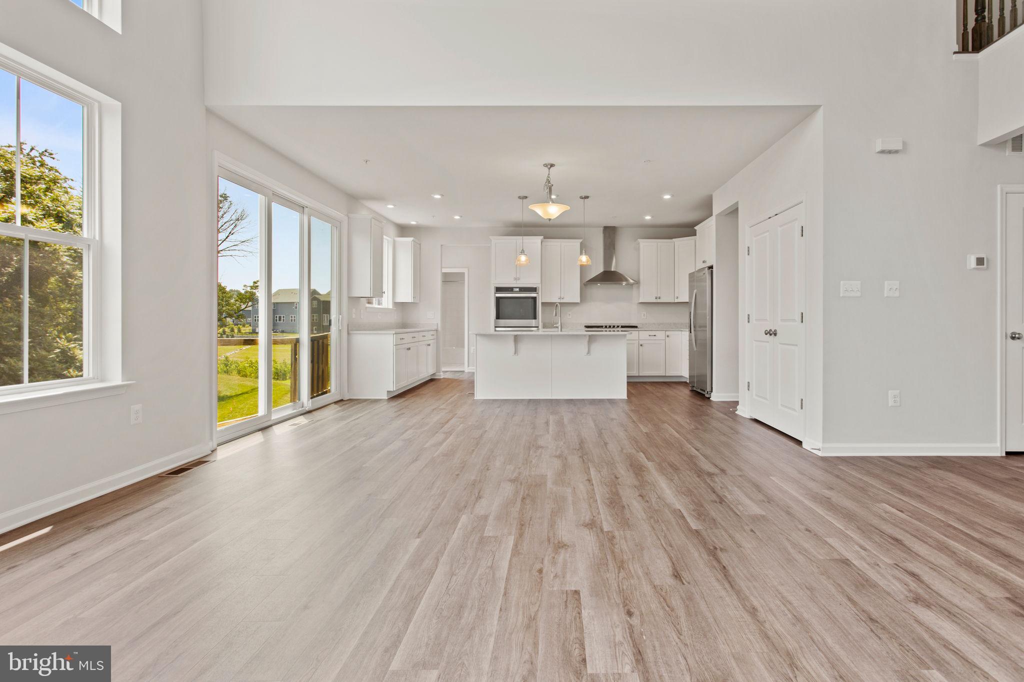 TALLYN RIDGE - Residential