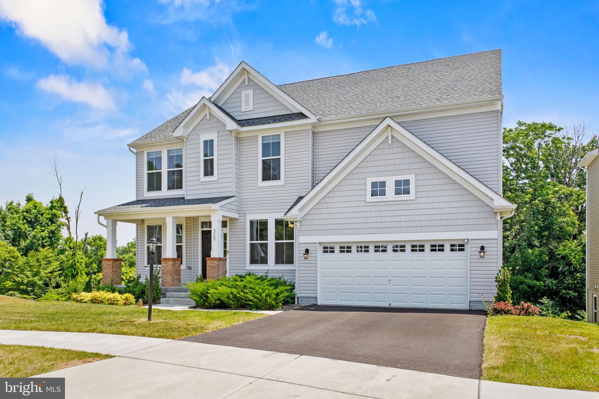 TALLYN RIDGE - Residential