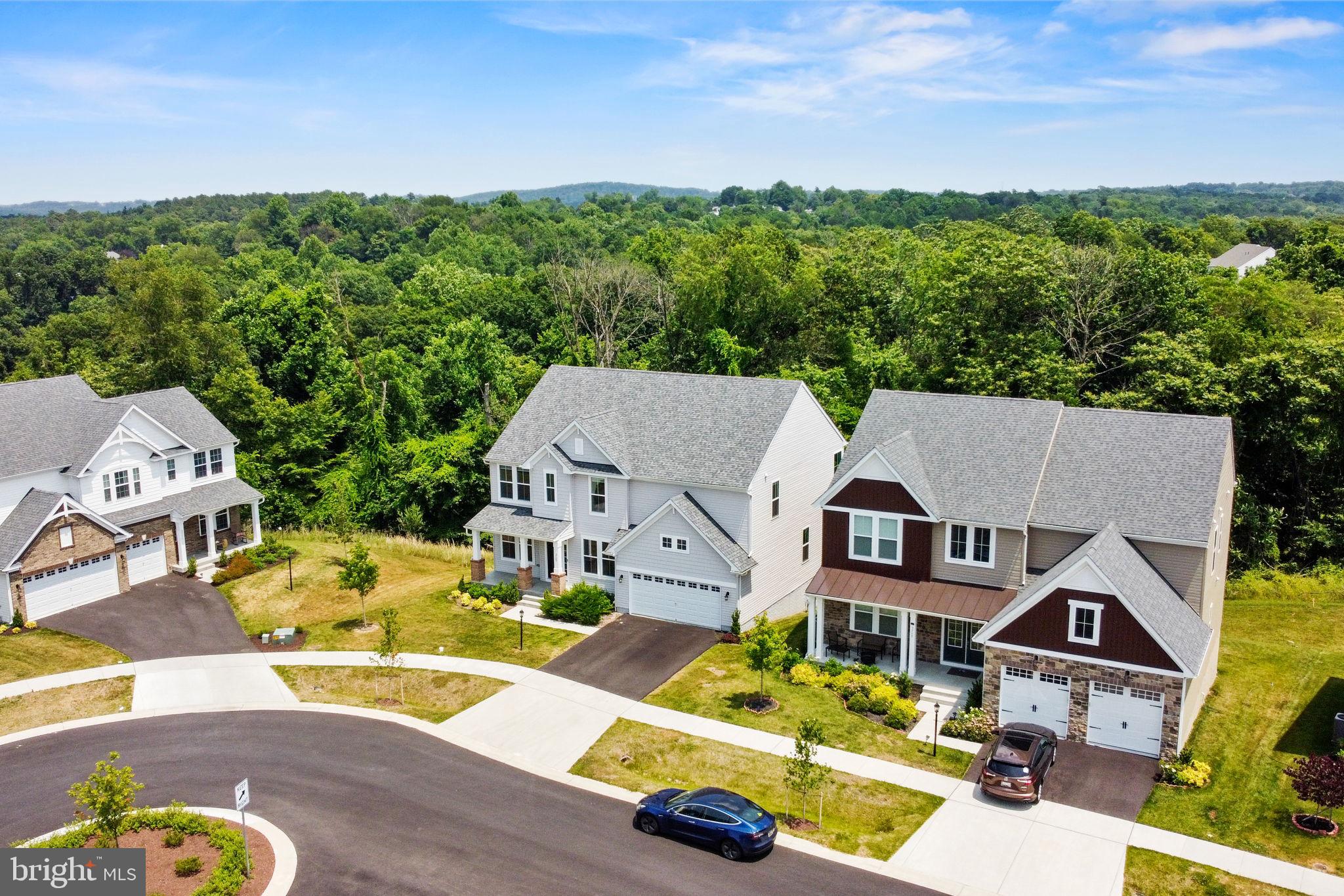 TALLYN RIDGE - Residential