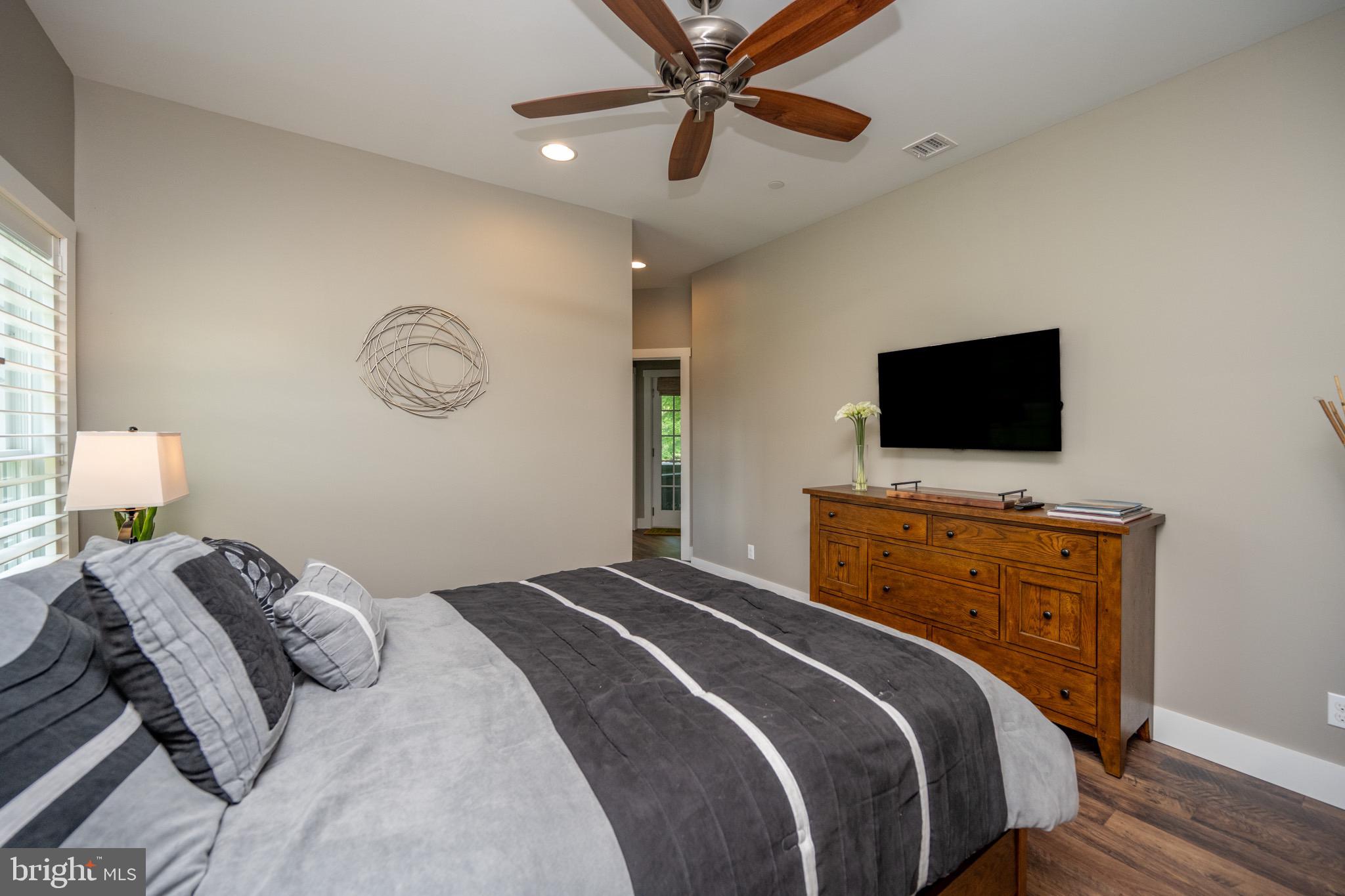 THE RESERVE AT HOLY CROSS - Residential