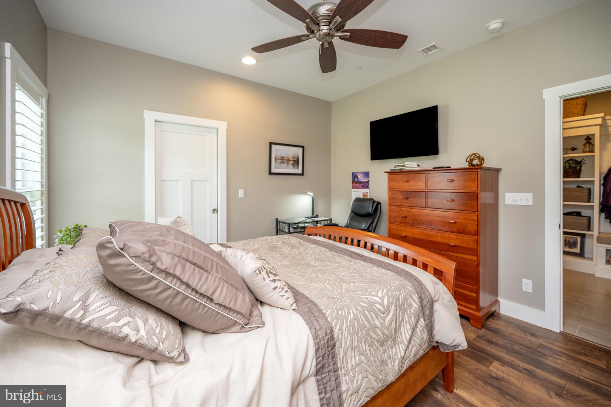 THE RESERVE AT HOLY CROSS - Residential