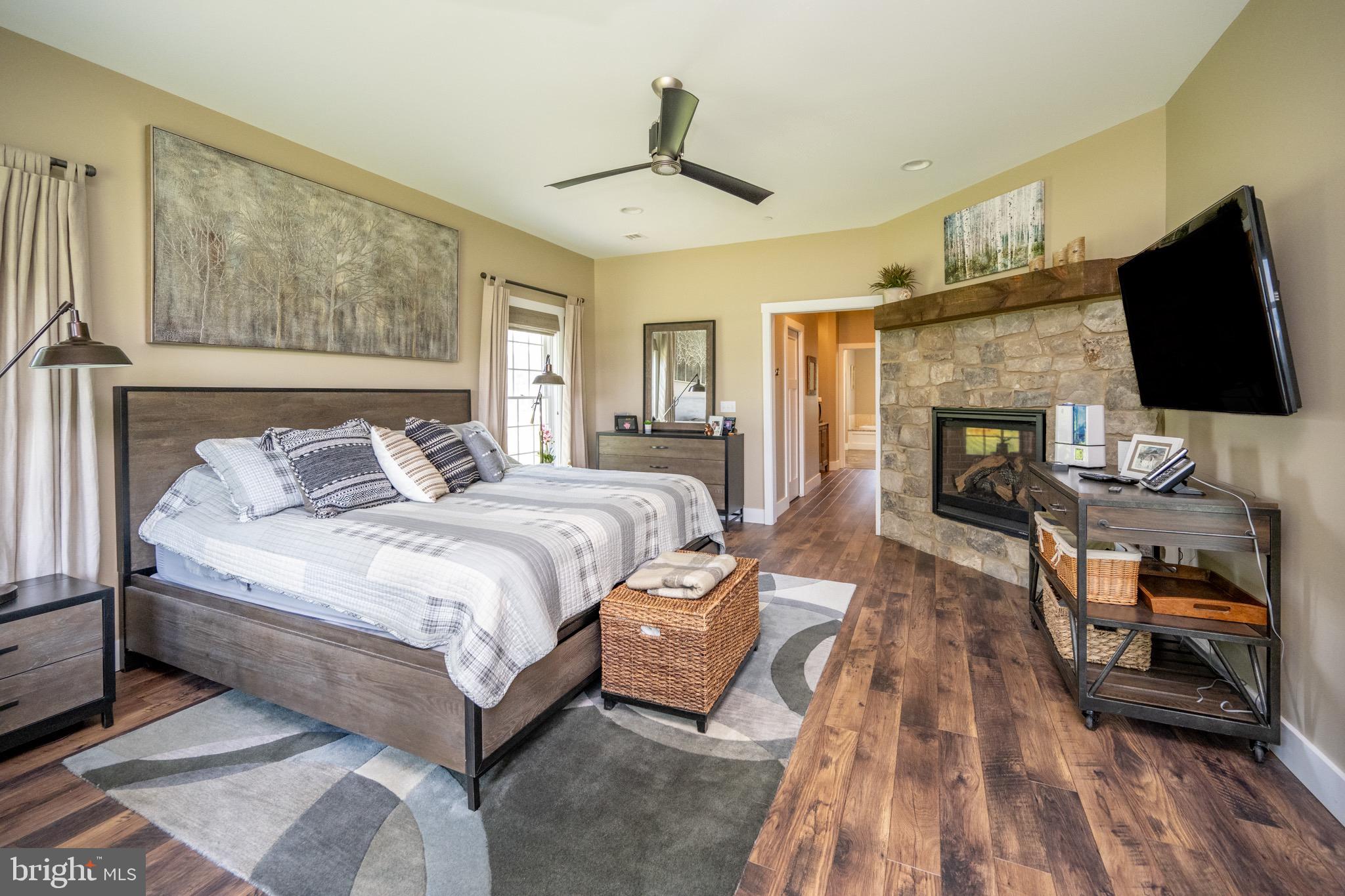 THE RESERVE AT HOLY CROSS - Residential