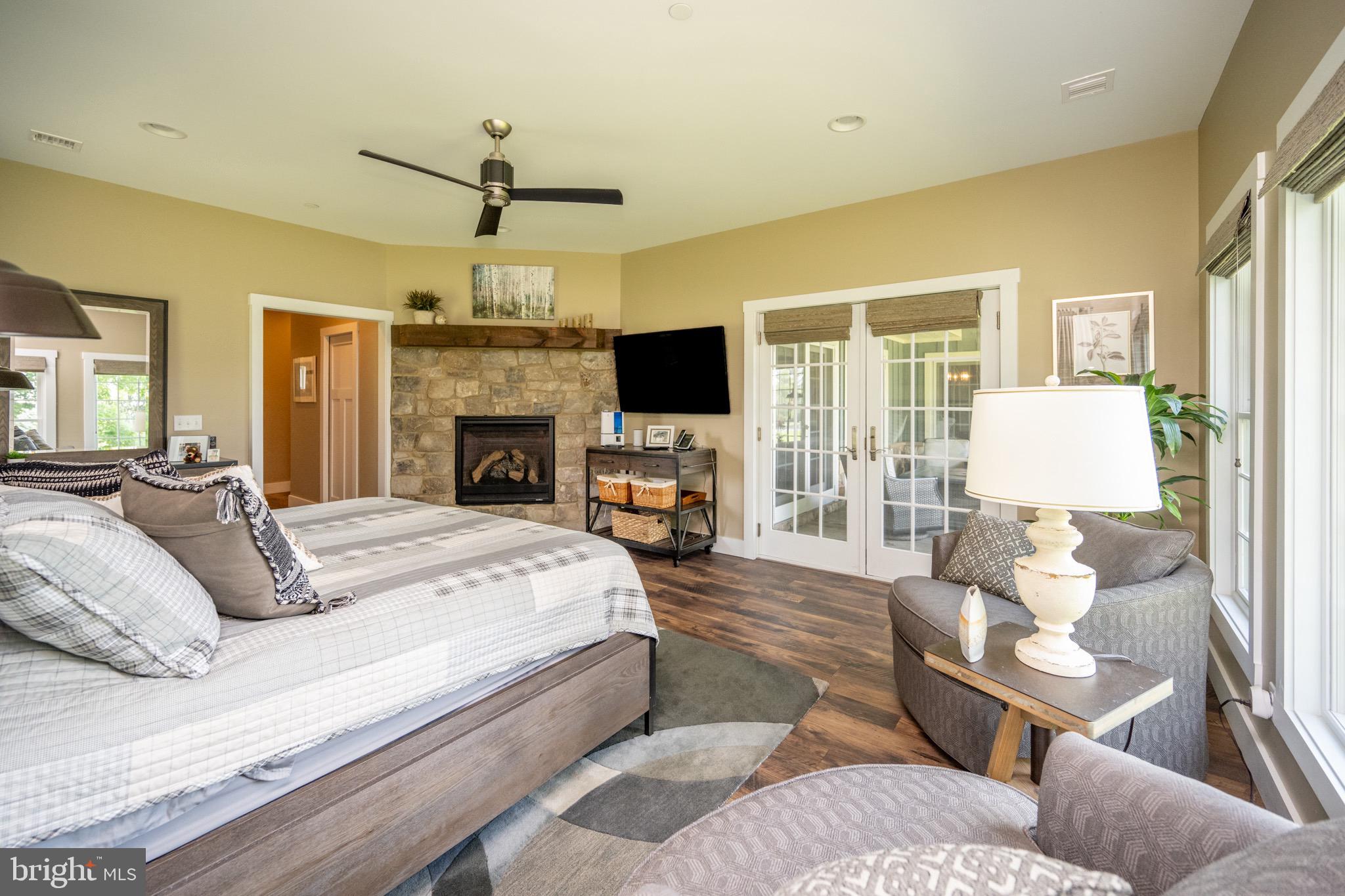 THE RESERVE AT HOLY CROSS - Residential