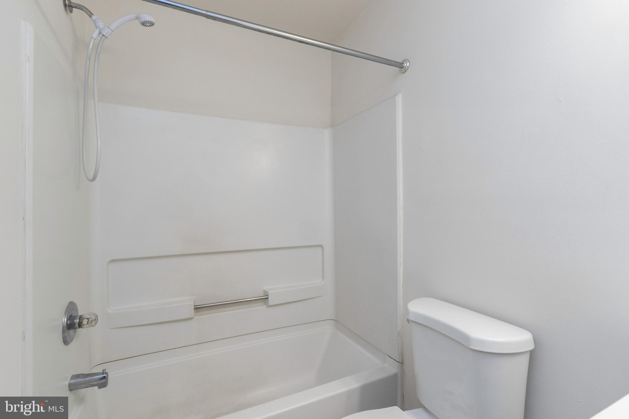 GERMANNA POINT - Residential Lease