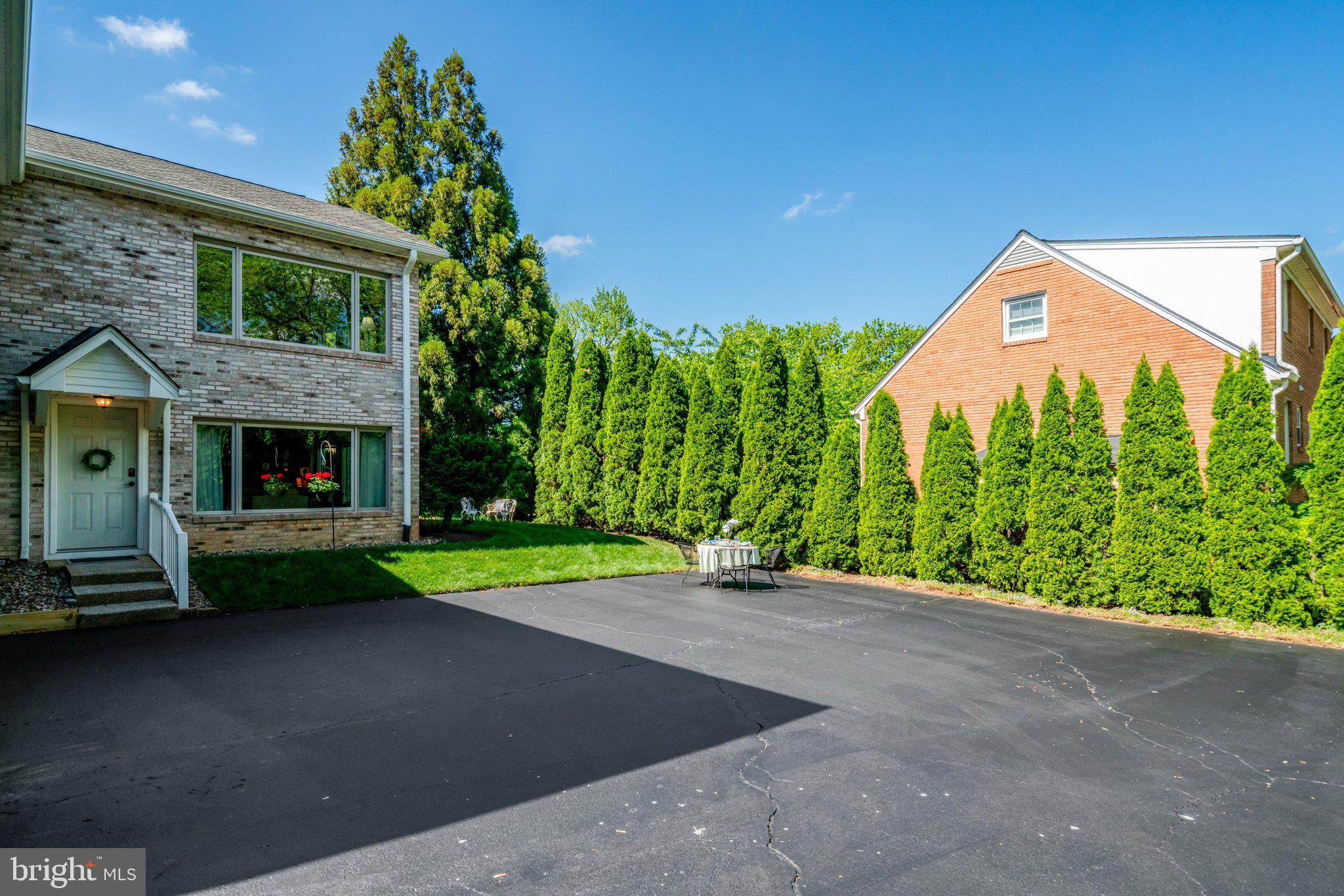 EL NIDO ESTATES - Residential