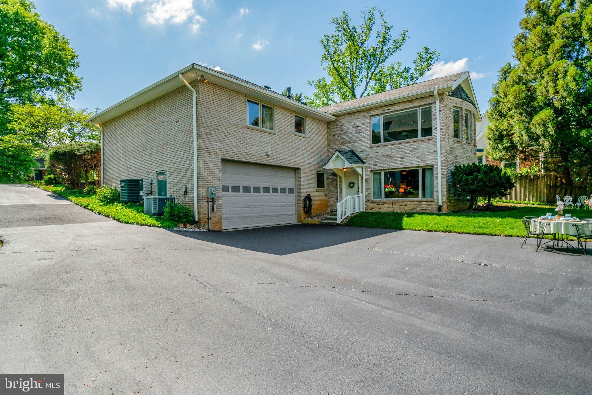 EL NIDO ESTATES - Residential