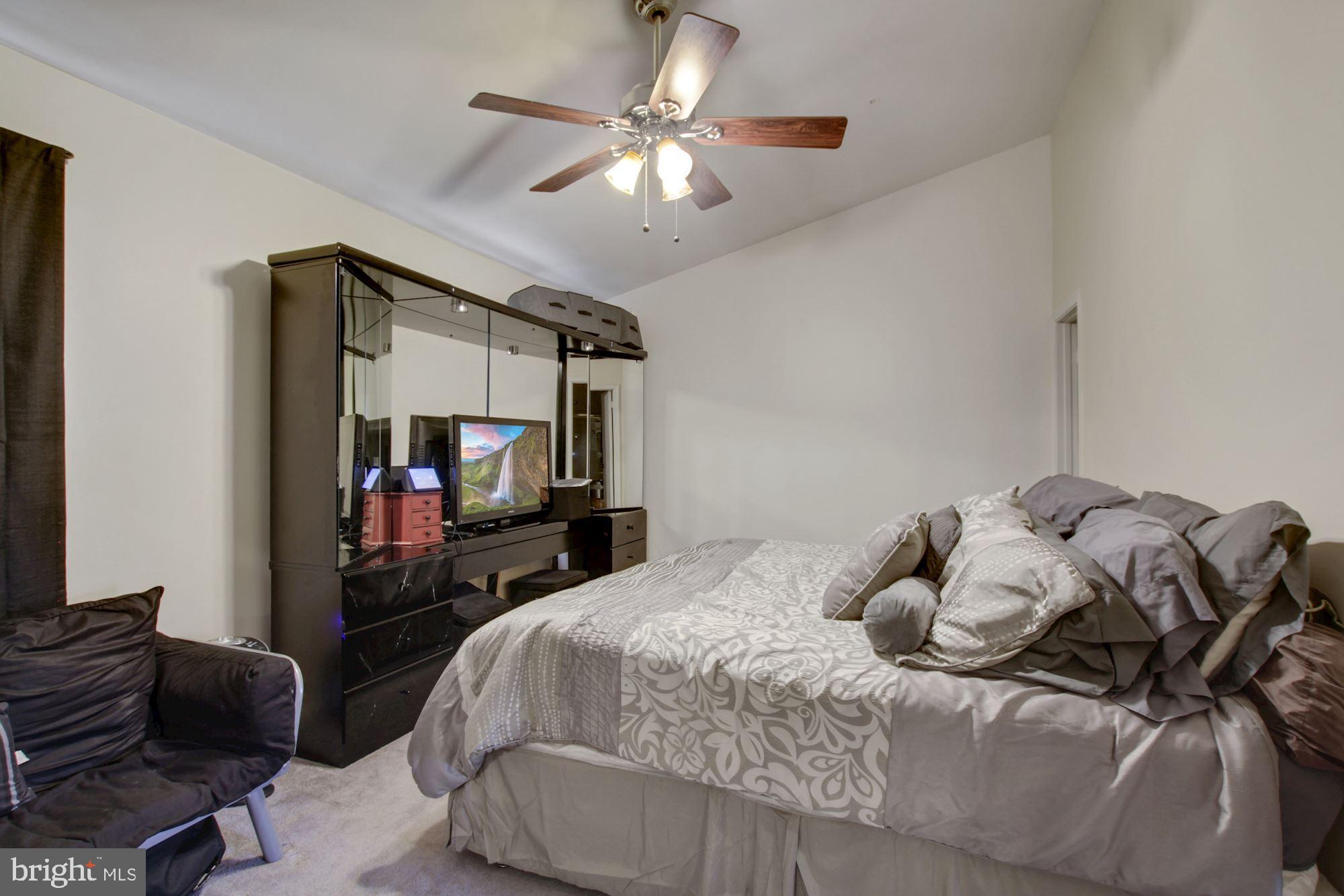 GREENCASTLE WOODS - Residential