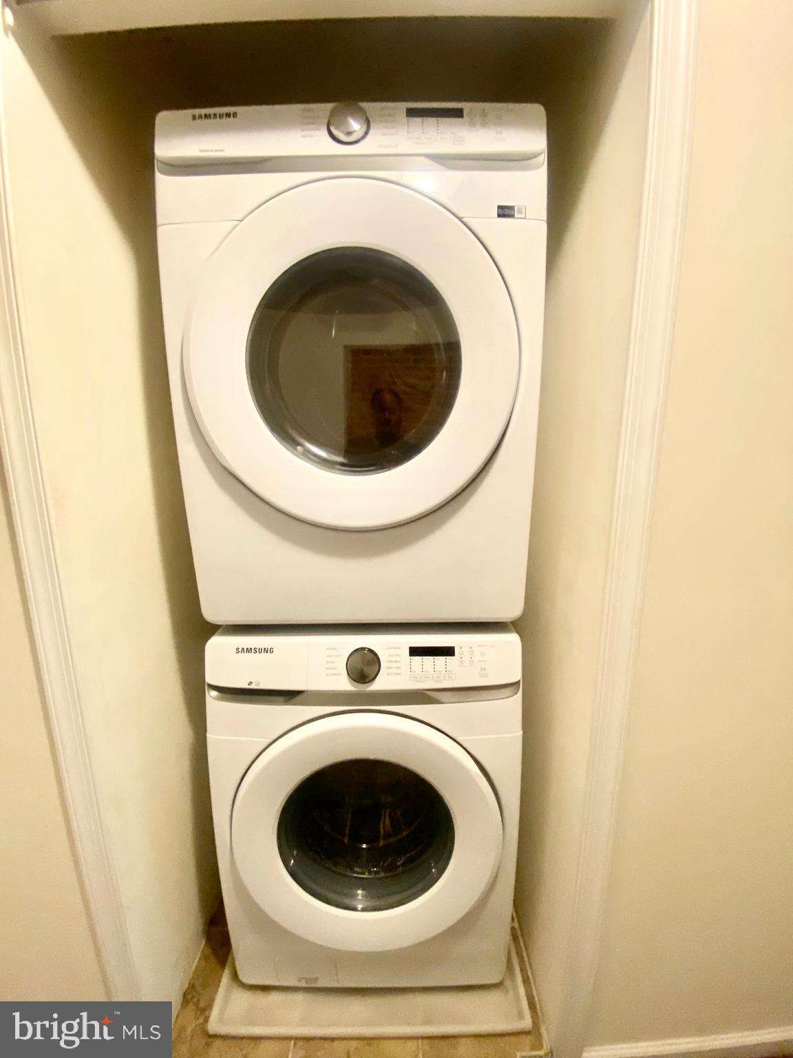 WASHINGTON VILLAGE - Residential