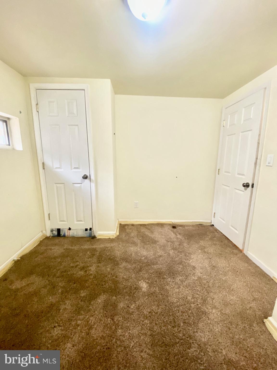 WASHINGTON VILLAGE - Residential