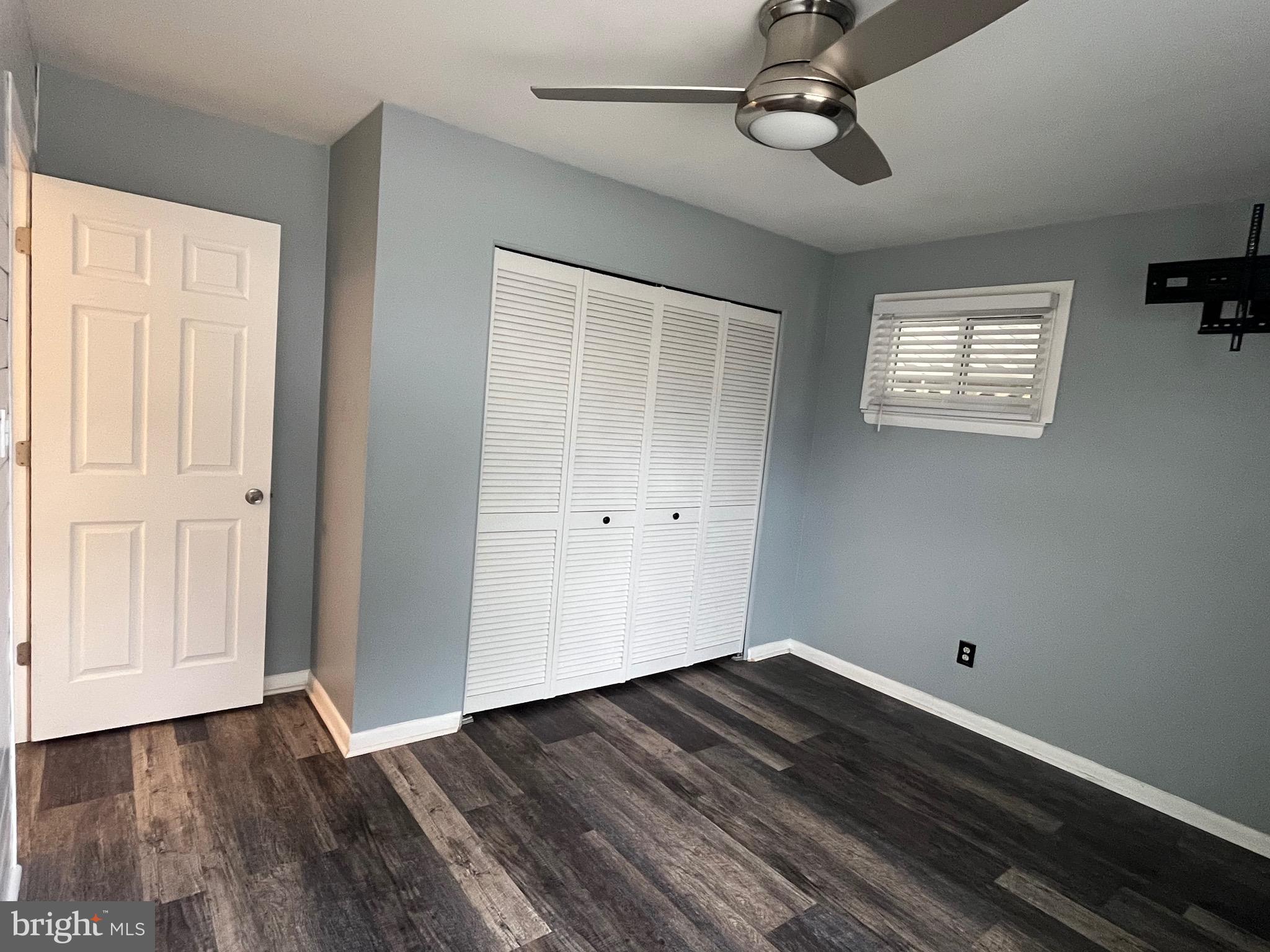 QUEENS PARK - Residential