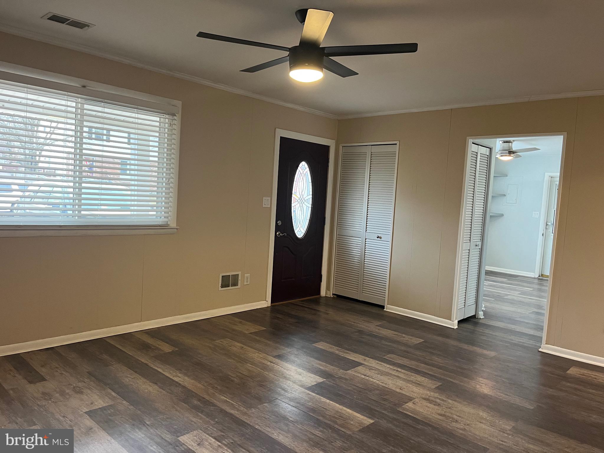 QUEENS PARK - Residential