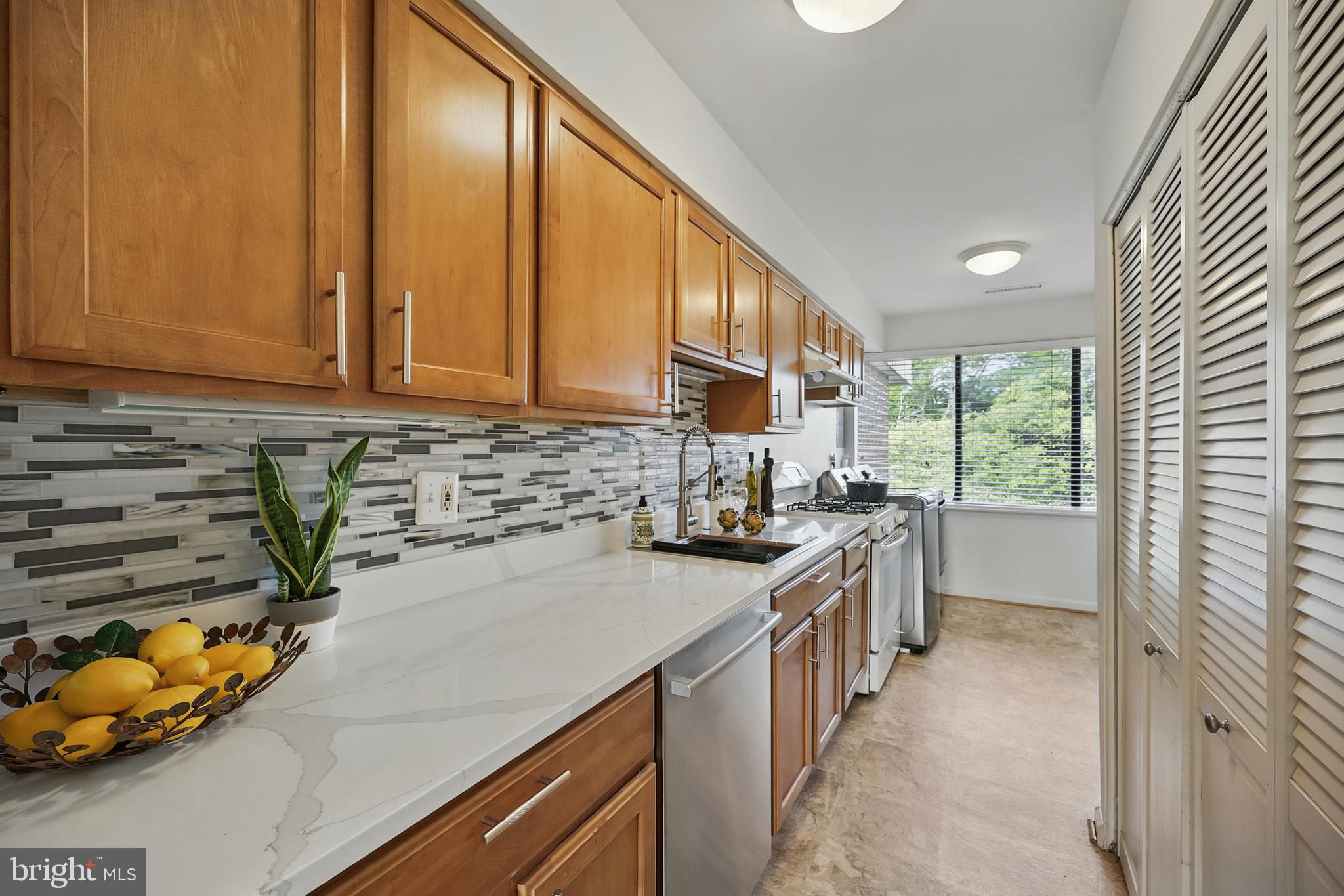 AMERICANA FINMARK - Residential