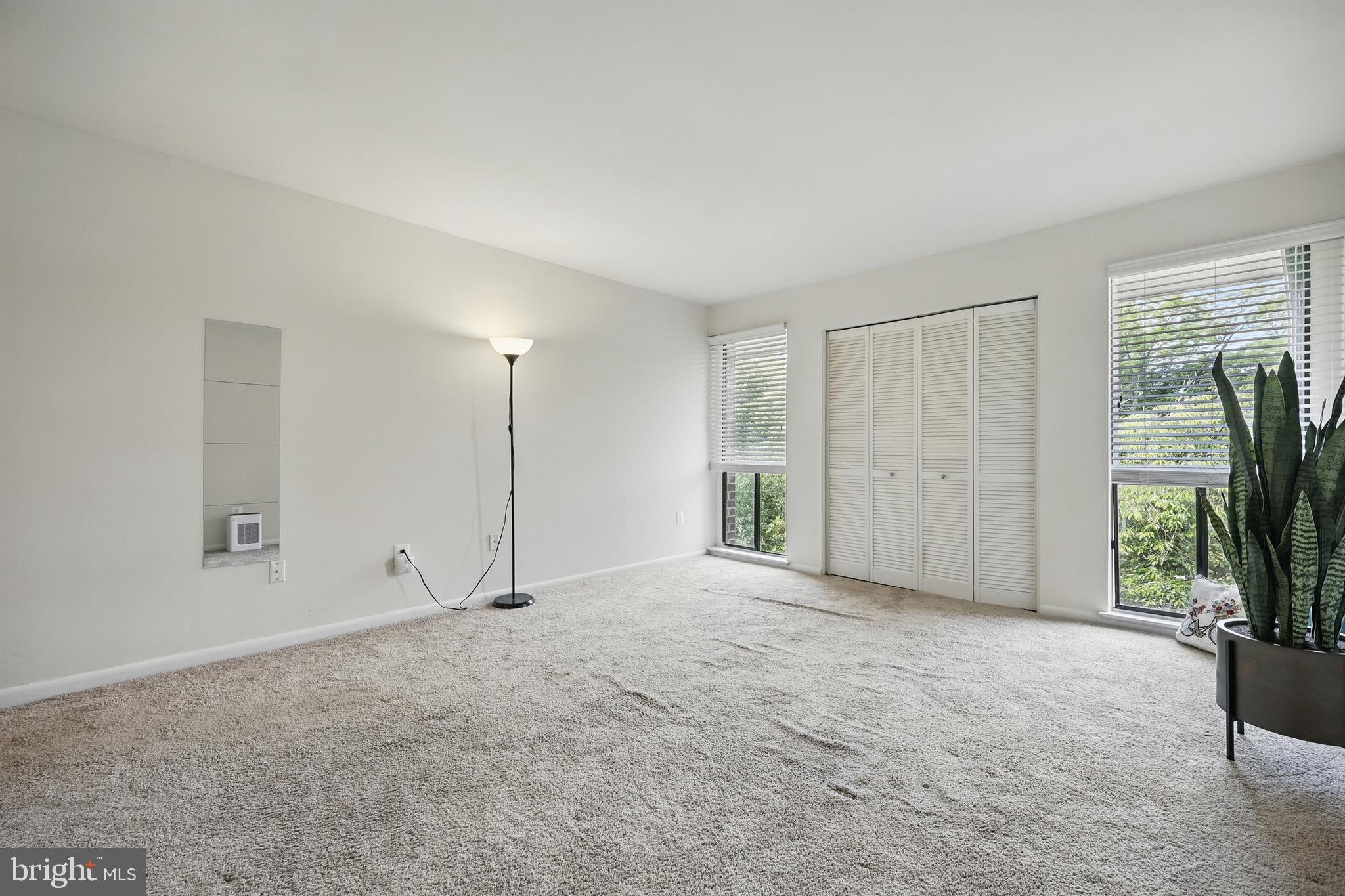 AMERICANA FINMARK - Residential