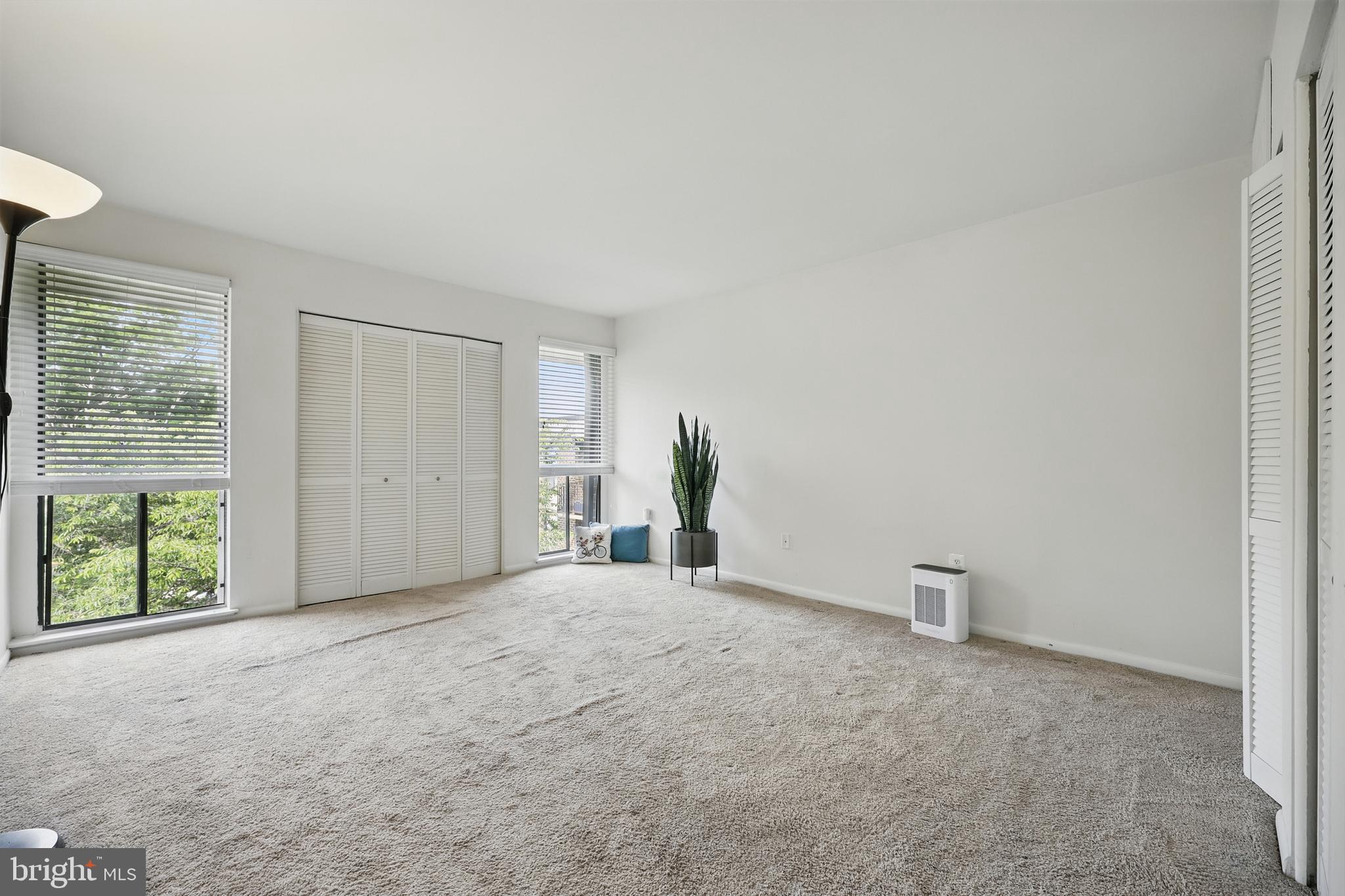 AMERICANA FINMARK - Residential