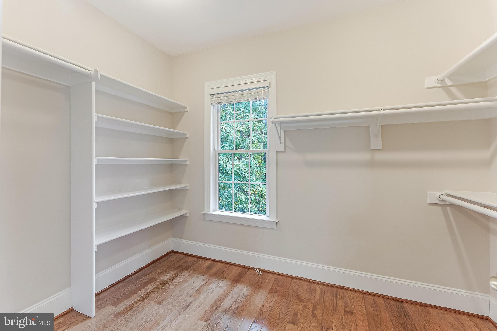 OLIVER ESTATES - Residential Lease