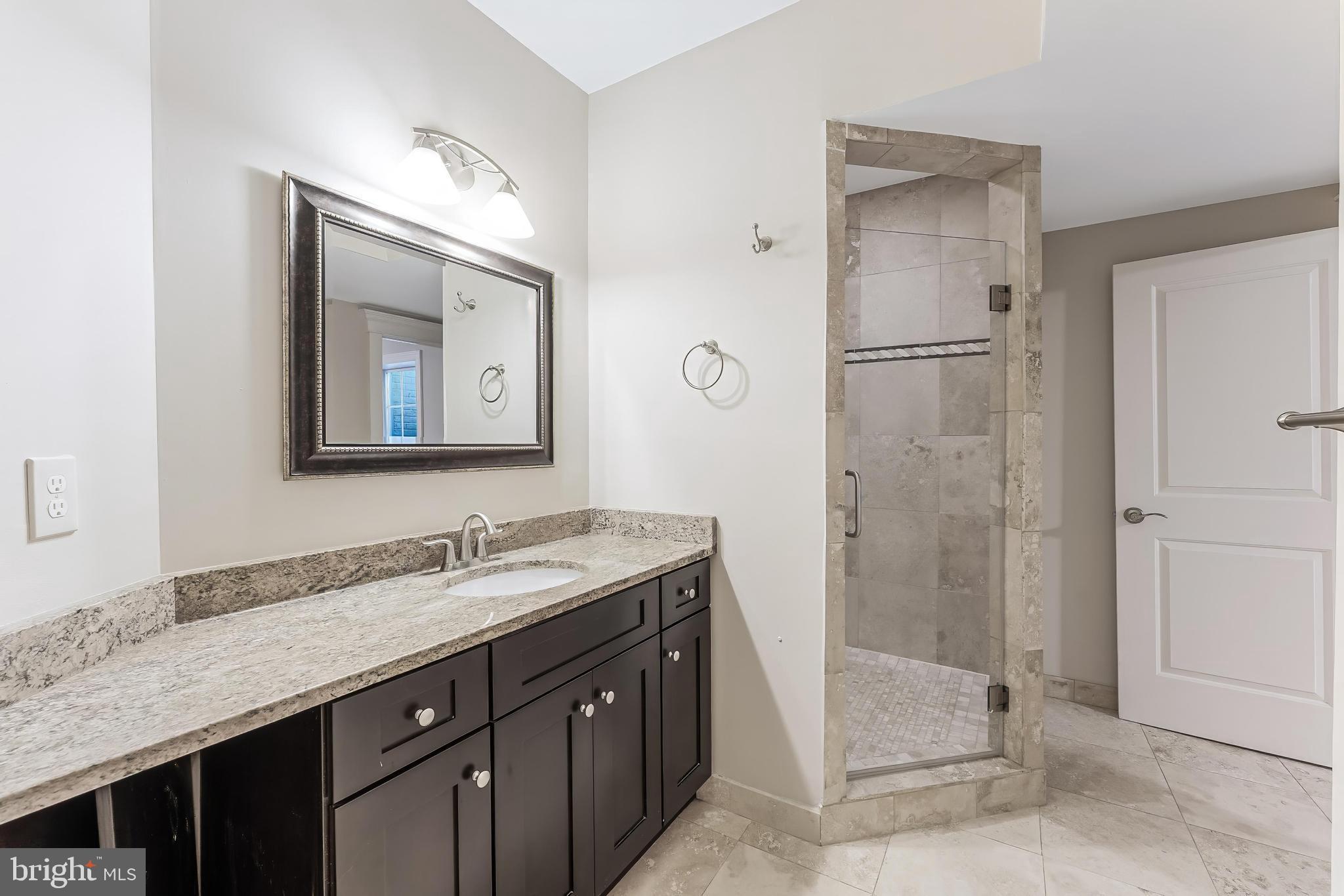 OLIVER ESTATES - Residential Lease