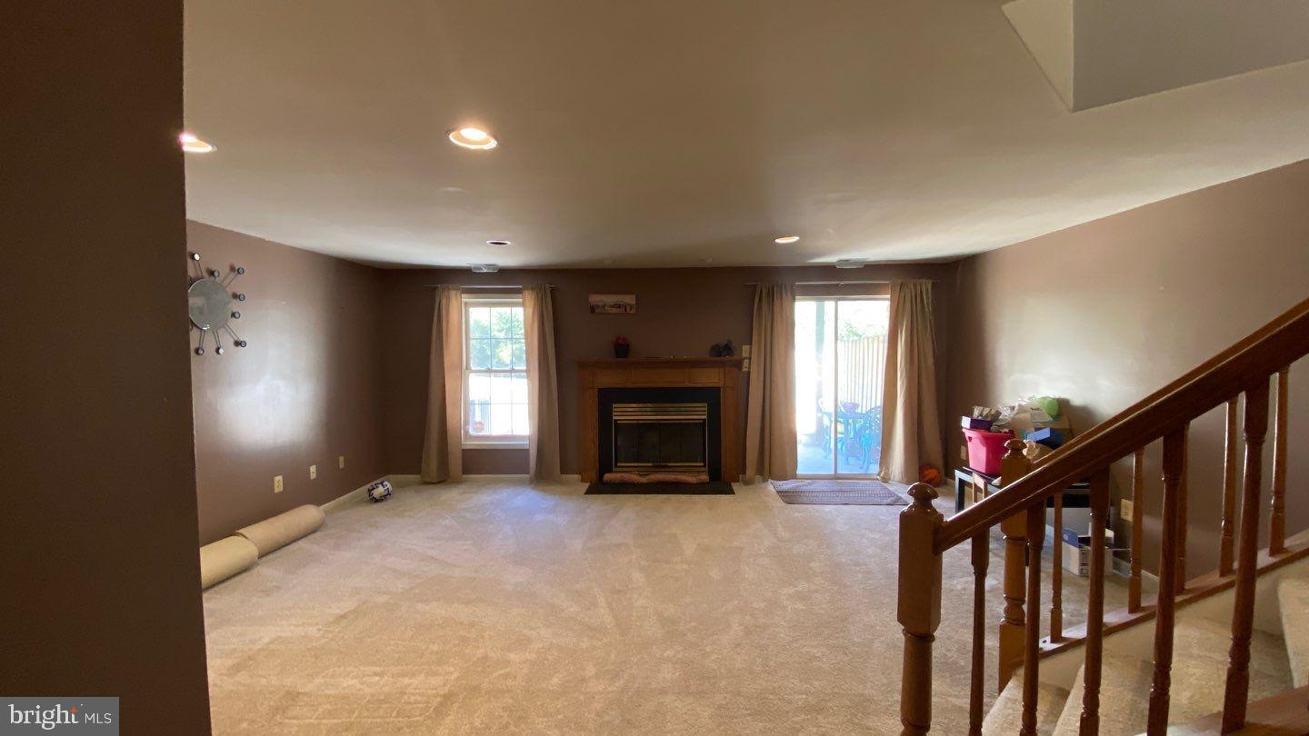 WILLOWOOD - Residential Lease