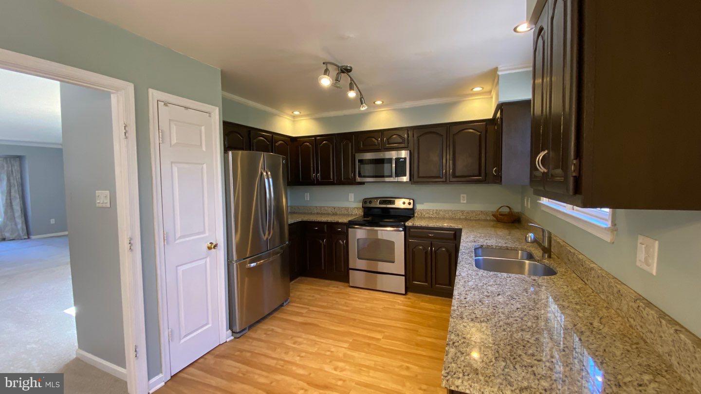 WILLOWOOD - Residential Lease