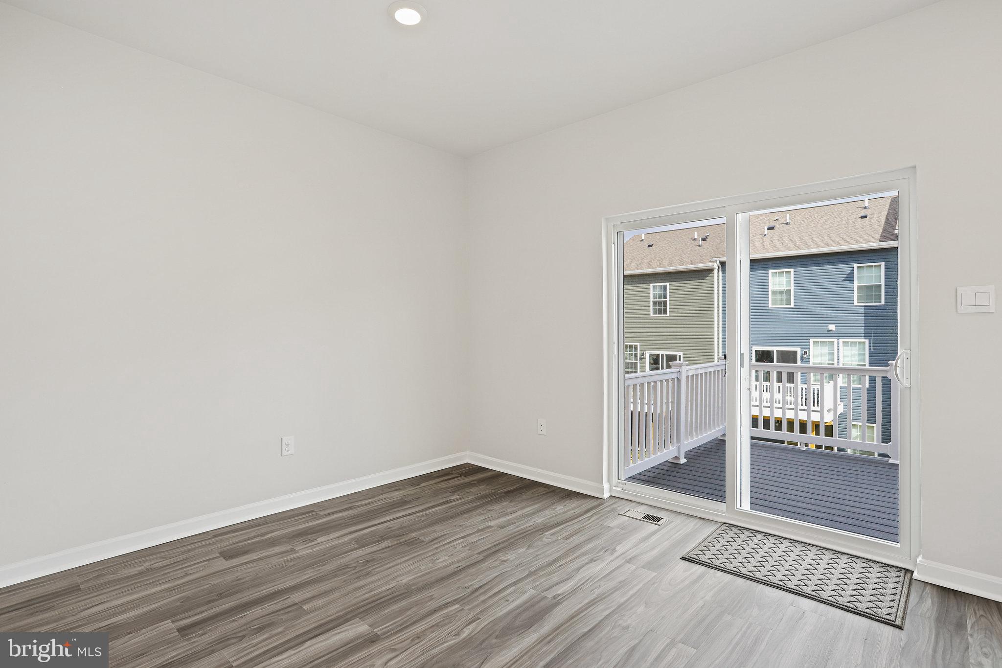 TUSCARORA CREEK - Residential Lease