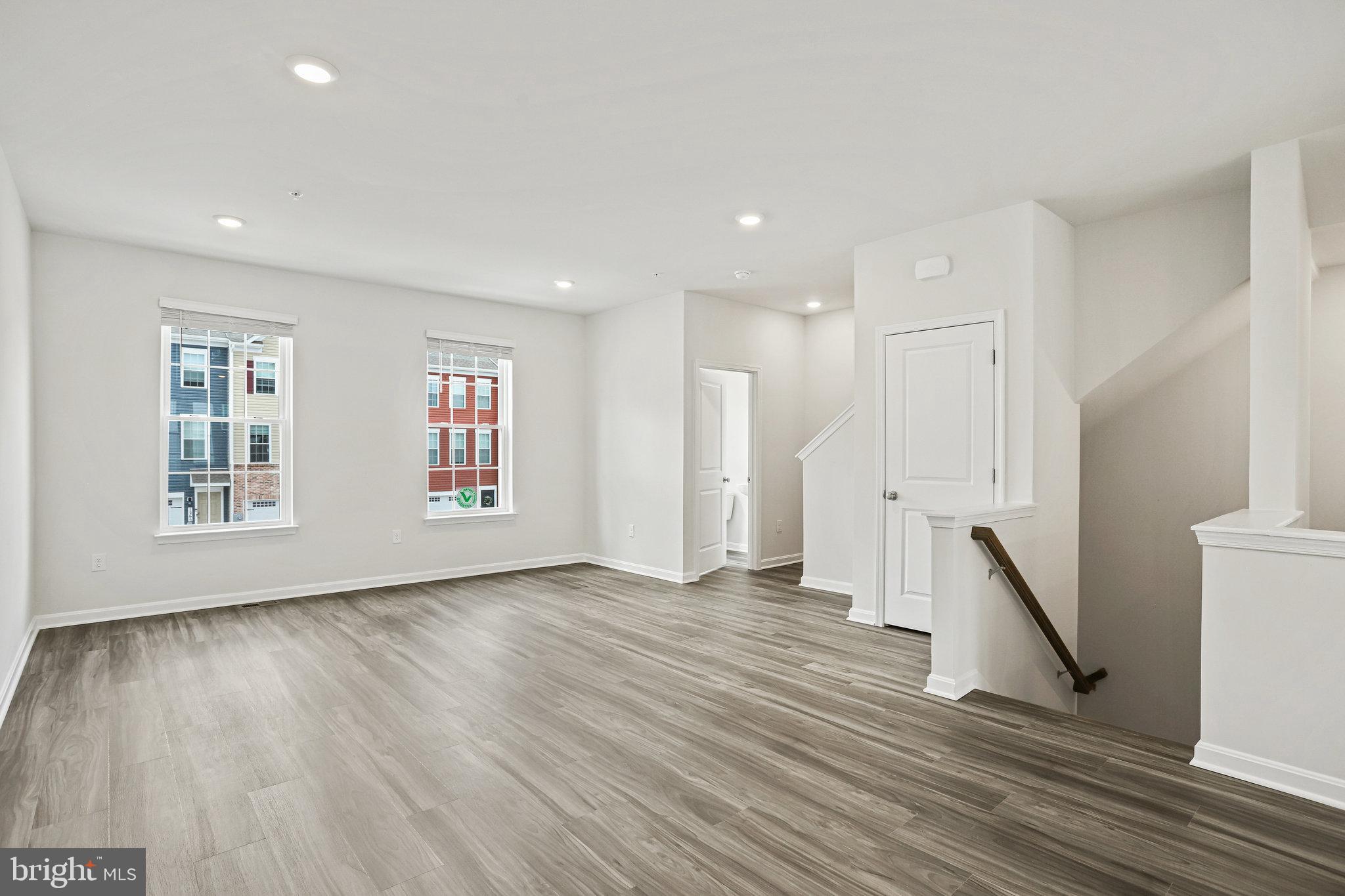 TUSCARORA CREEK - Residential Lease