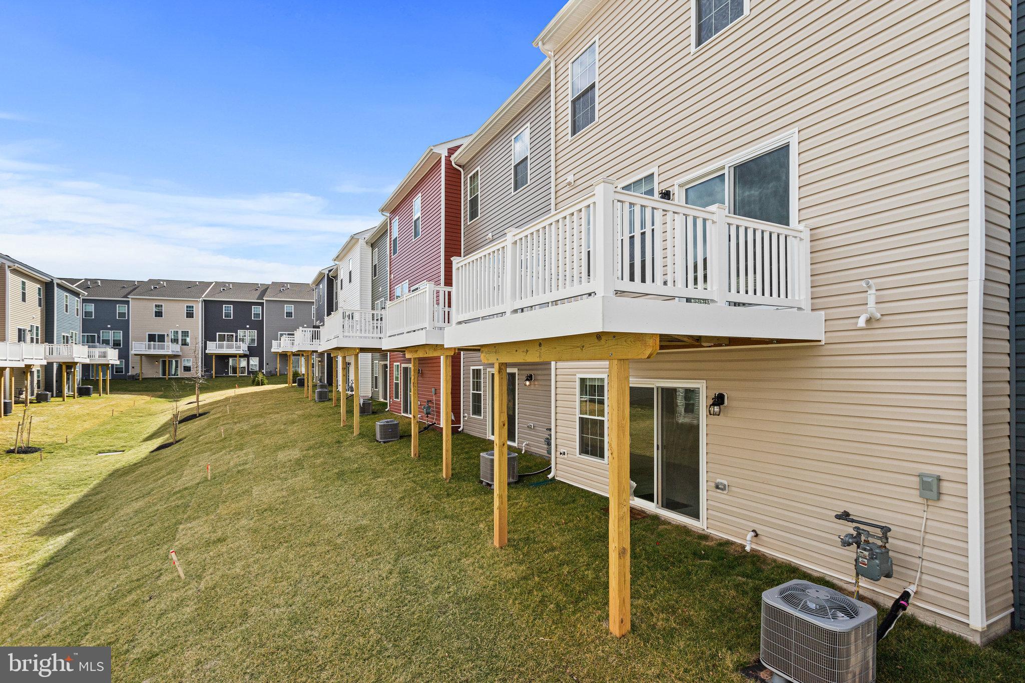 TUSCARORA CREEK - Residential Lease