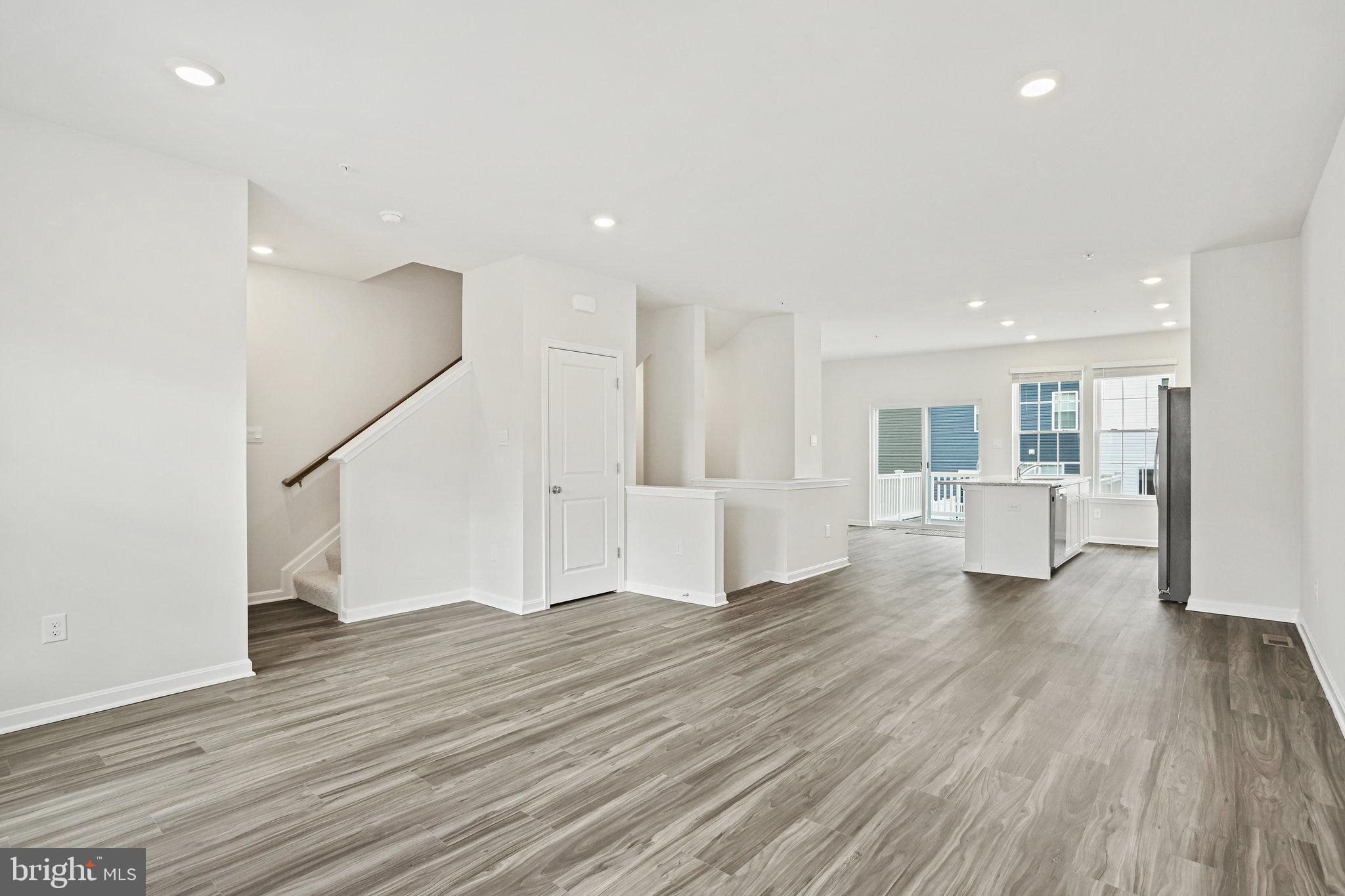 TUSCARORA CREEK - Residential Lease