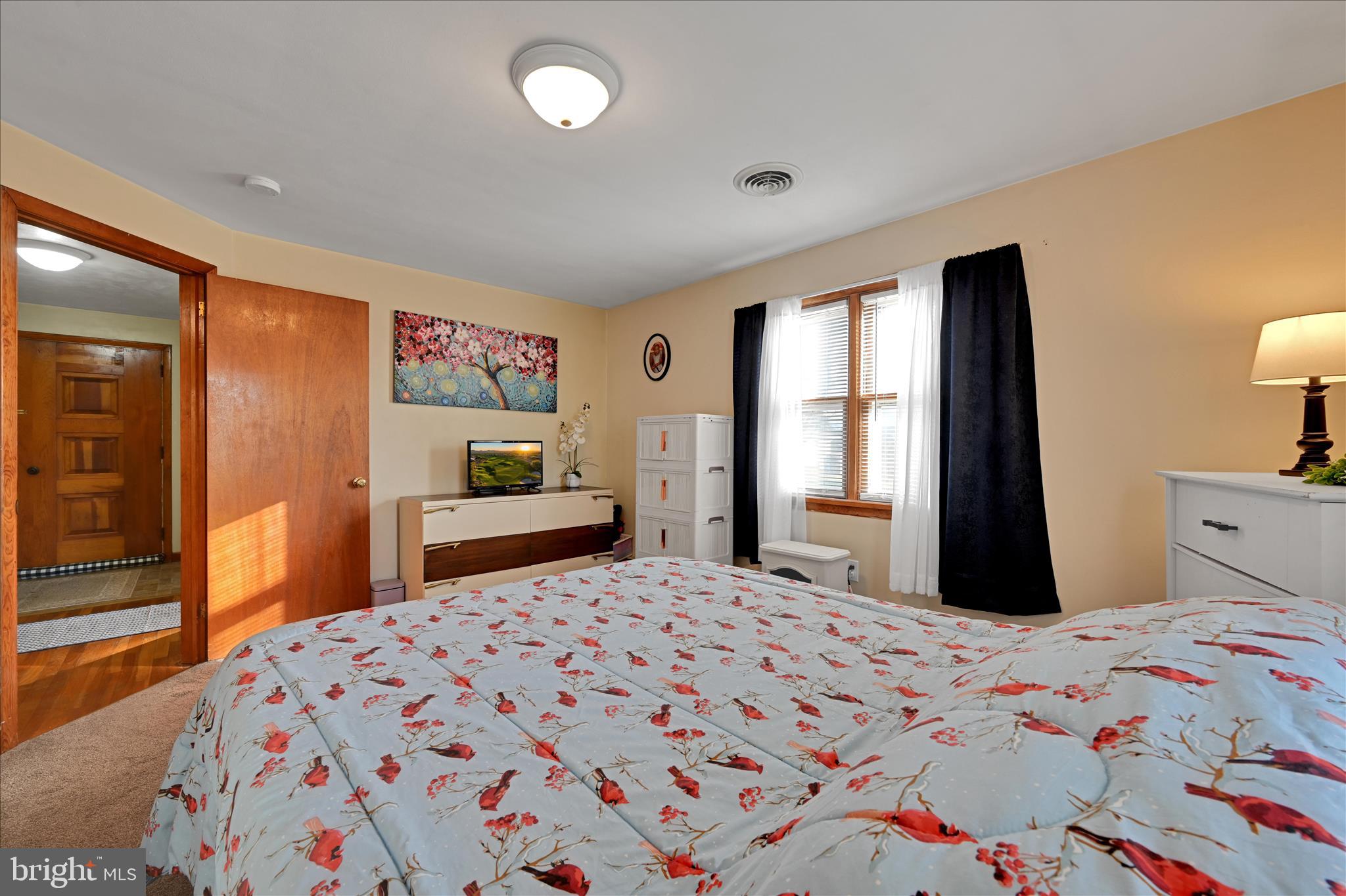 JONESTOWN - Residential