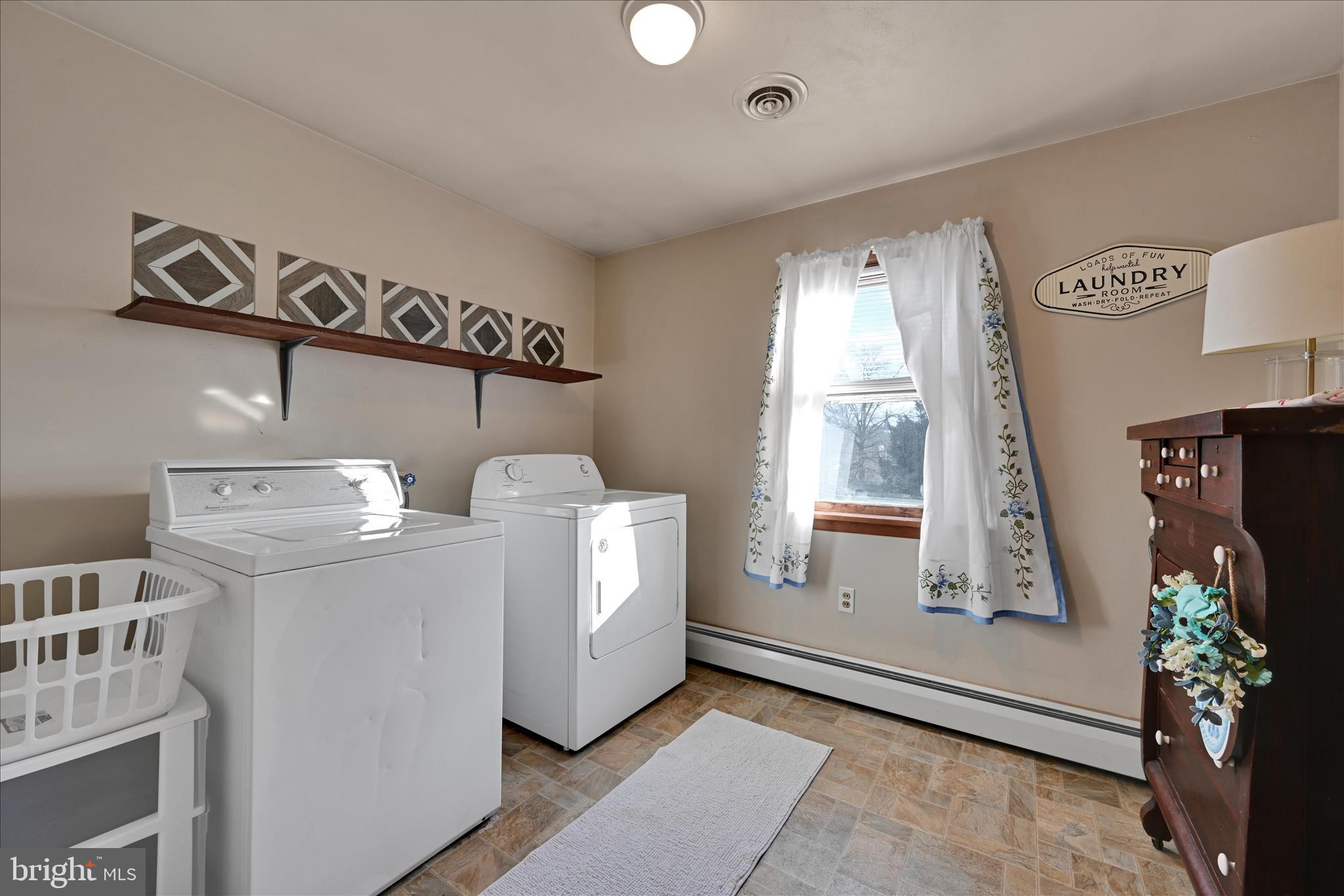 JONESTOWN - Residential