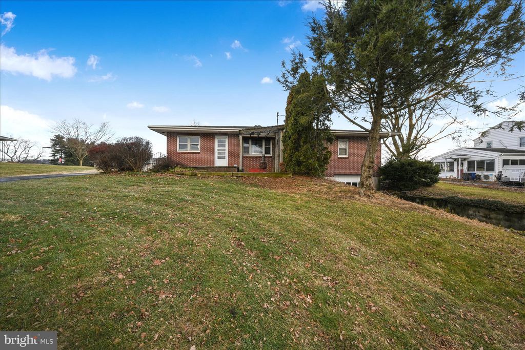 Photo of 27 E Hill Street, JONESTOWN, PA 17038 (MLS # PALN2024262)