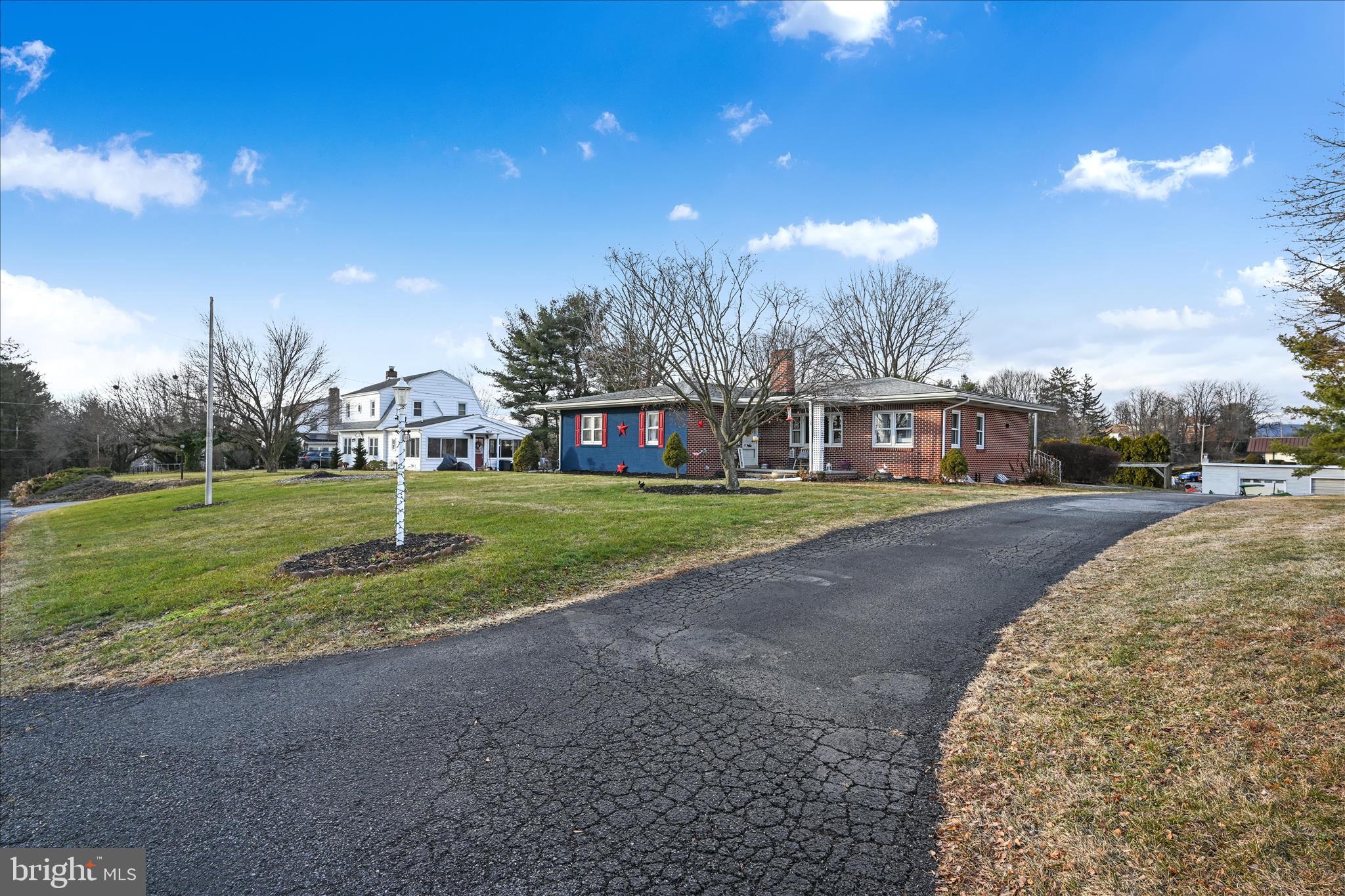 JONESTOWN - Residential