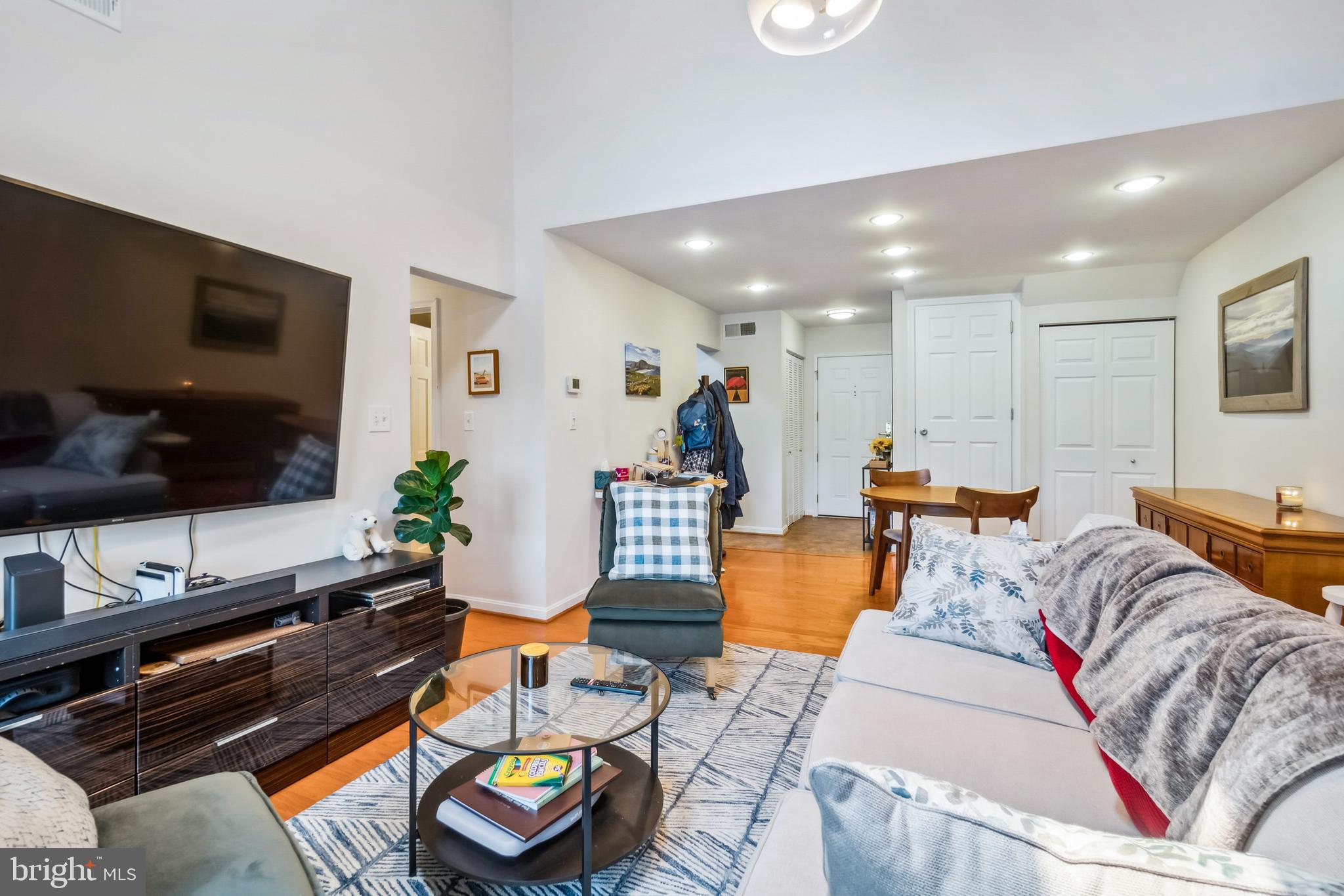 BALLSTON - Residential Lease