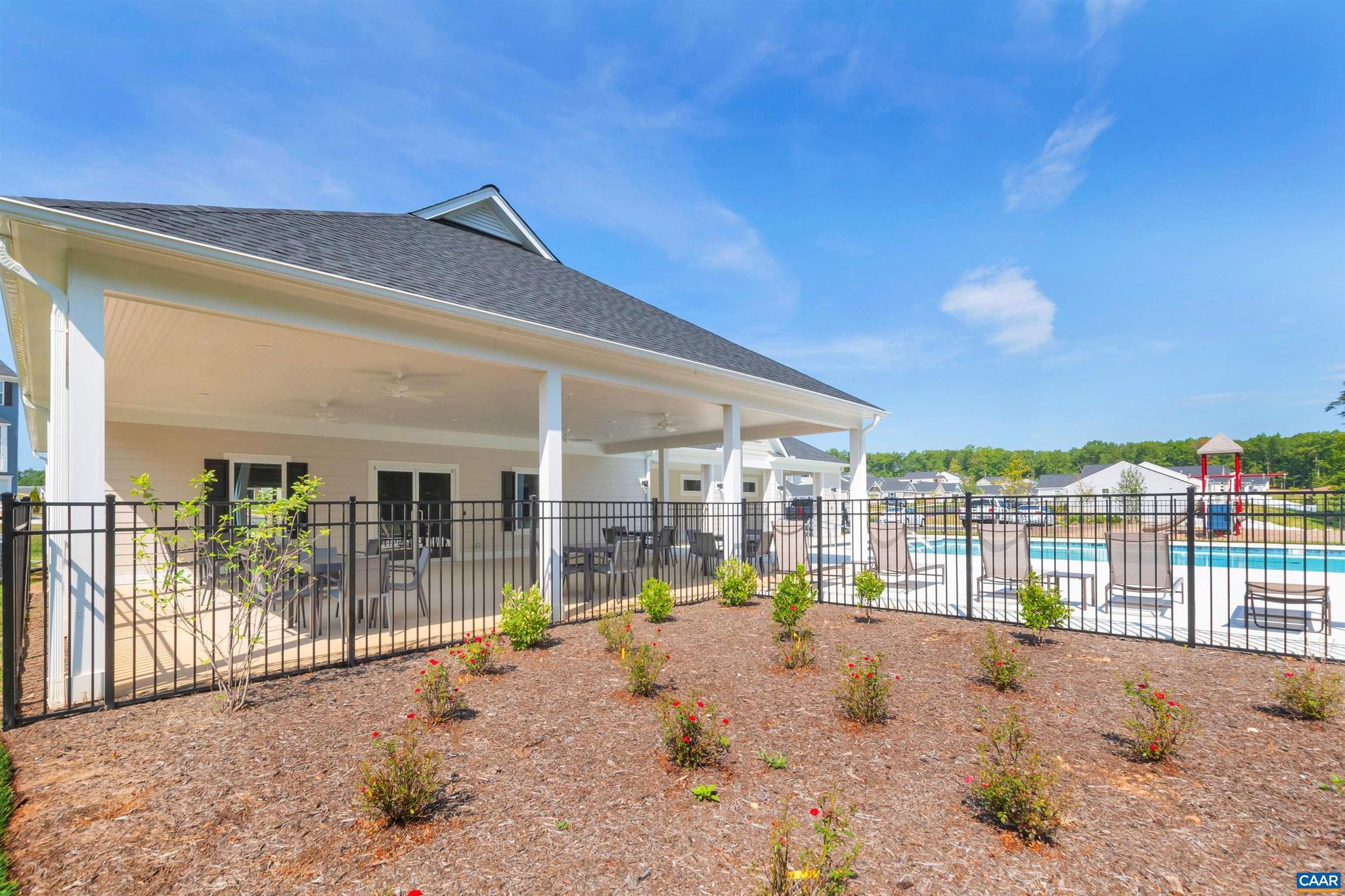 VILLAGE OAKS - Residential