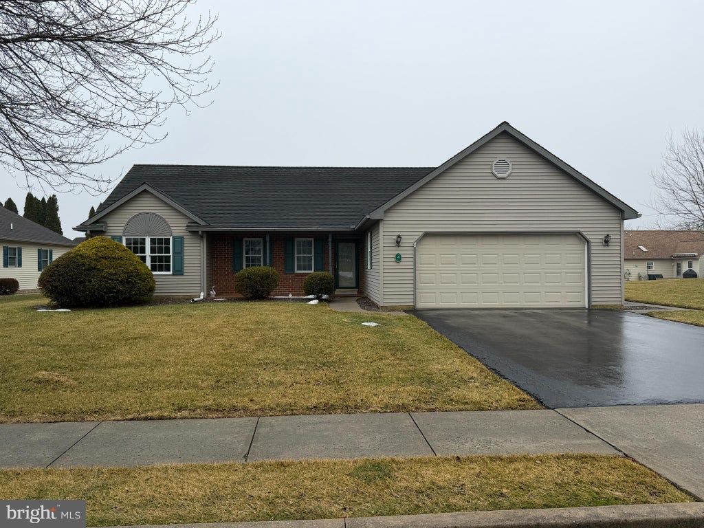 Photo of 4 Rosemont Drive, MYERSTOWN, PA 17067 (MLS # PALN2025102)