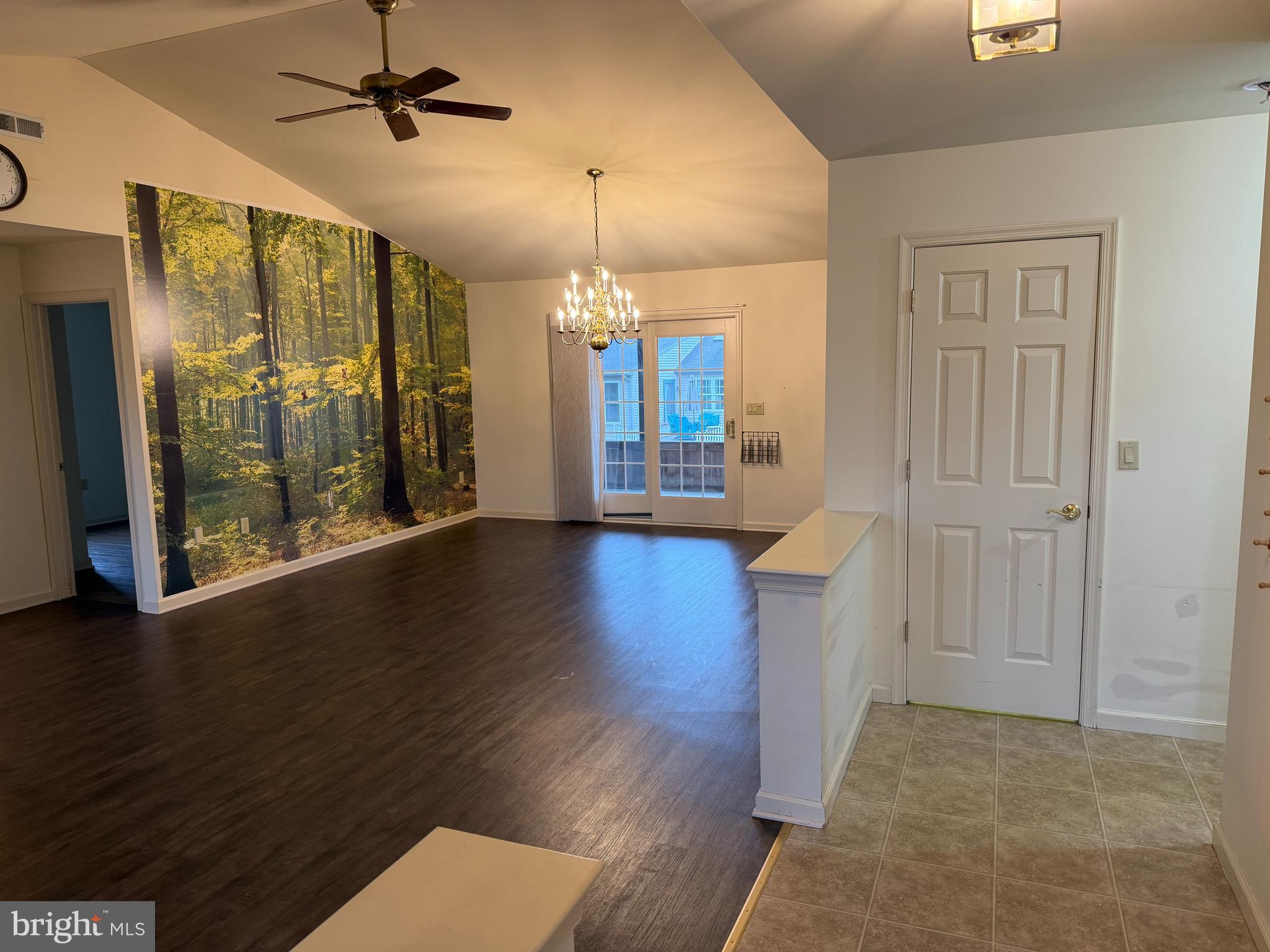 ARBOR GATE - Residential