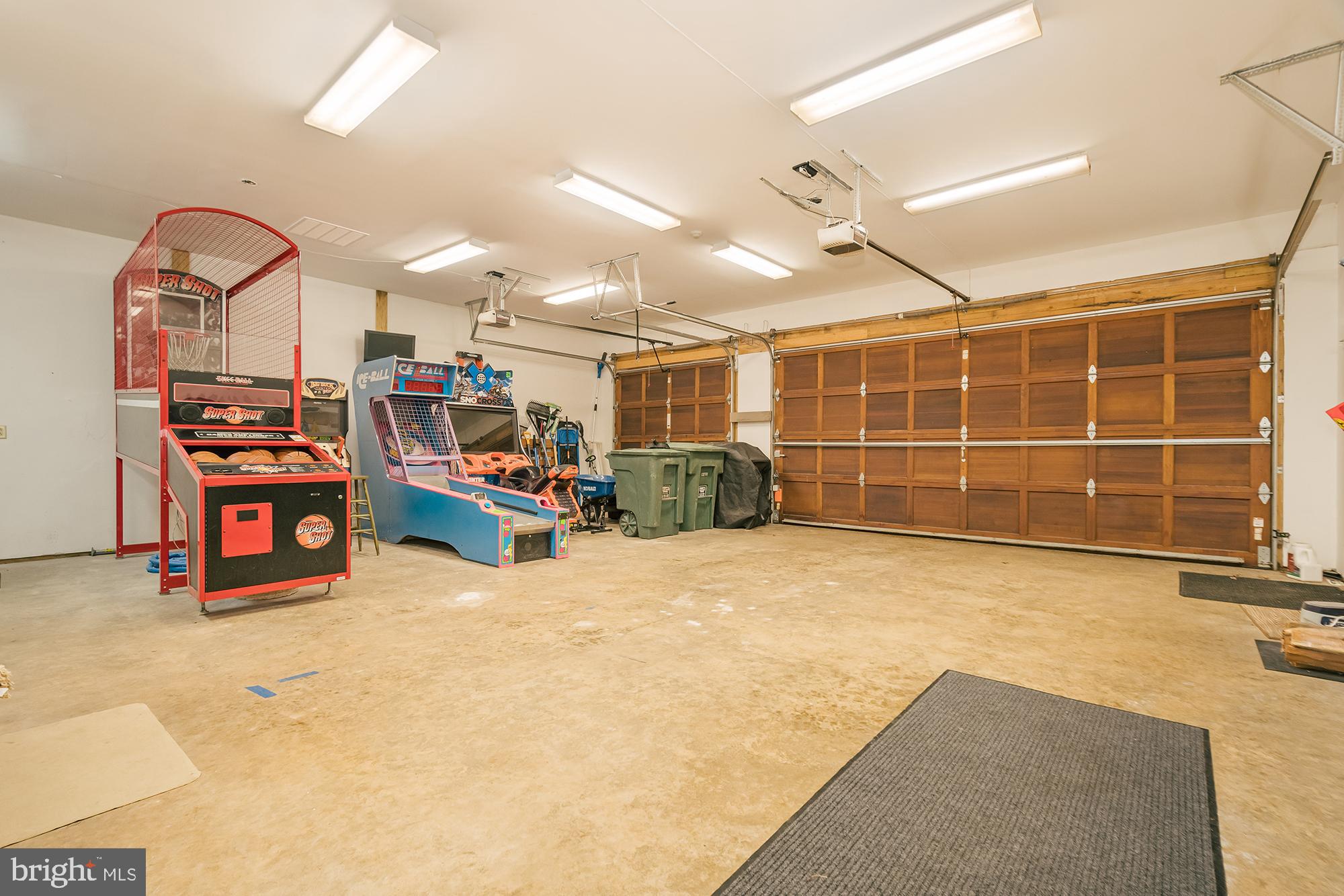 SANDY BEACH PROPERTIES - Residential