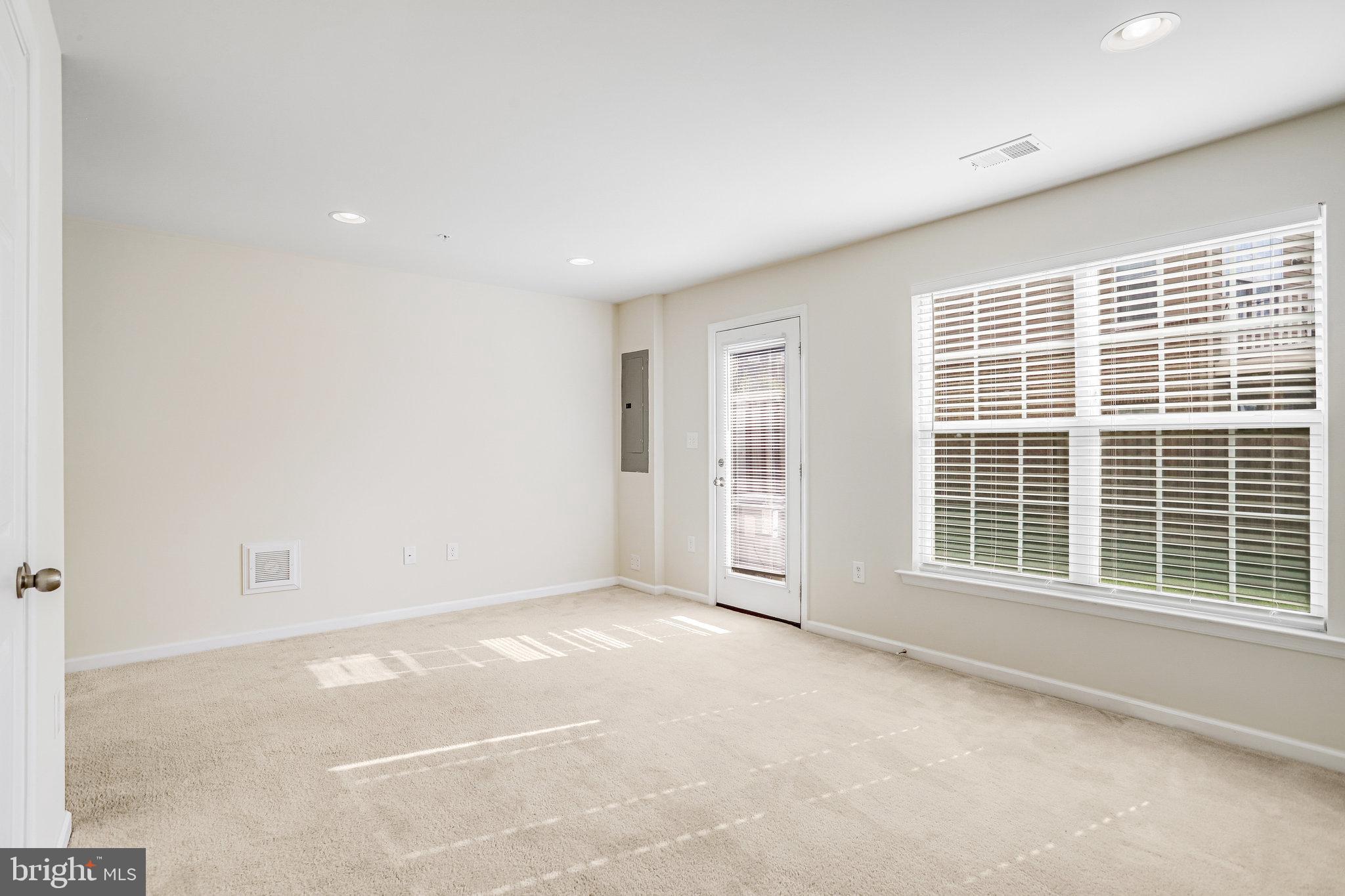 JEFFERSON PLACE - Residential