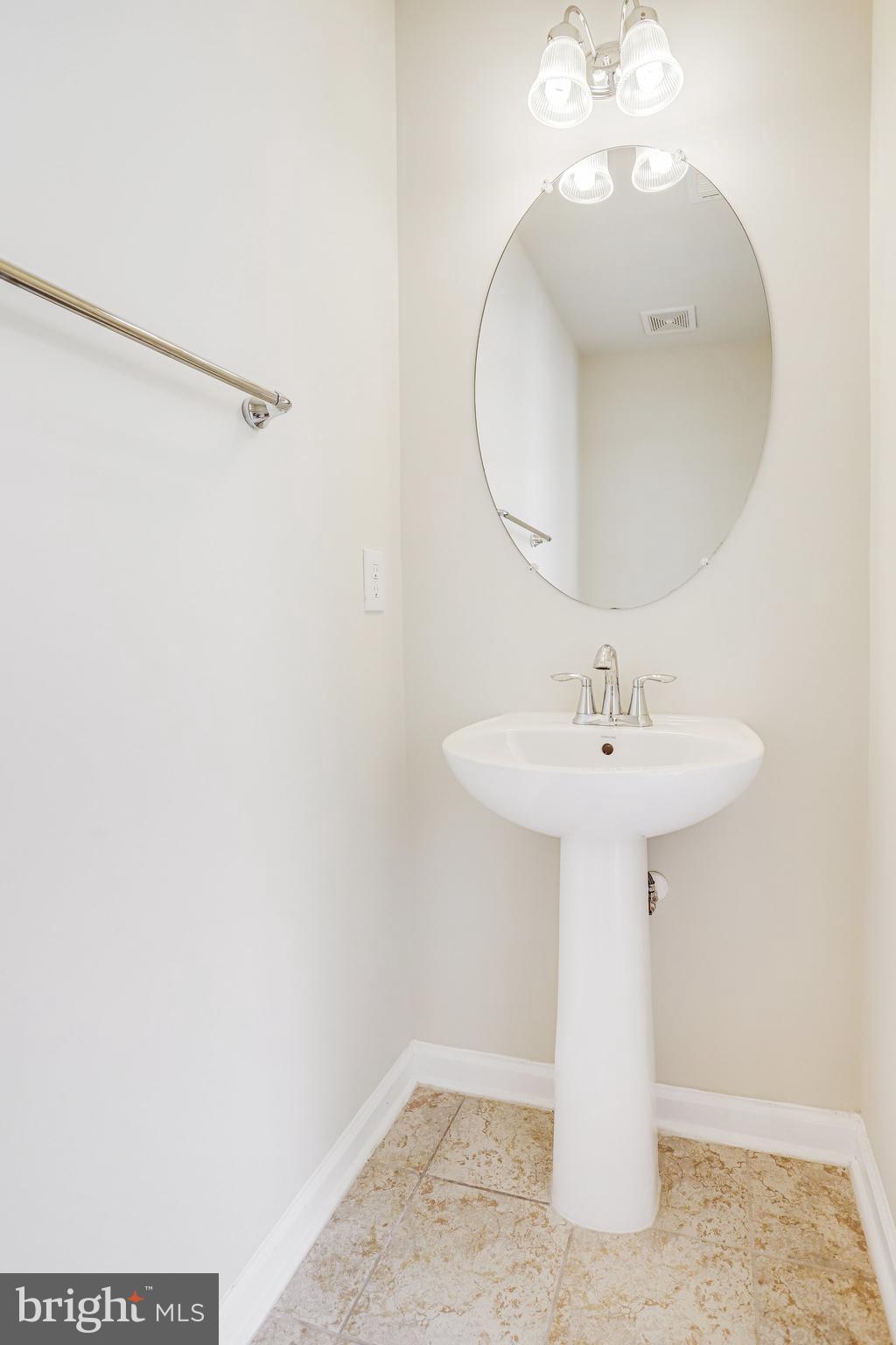 JEFFERSON PLACE - Residential